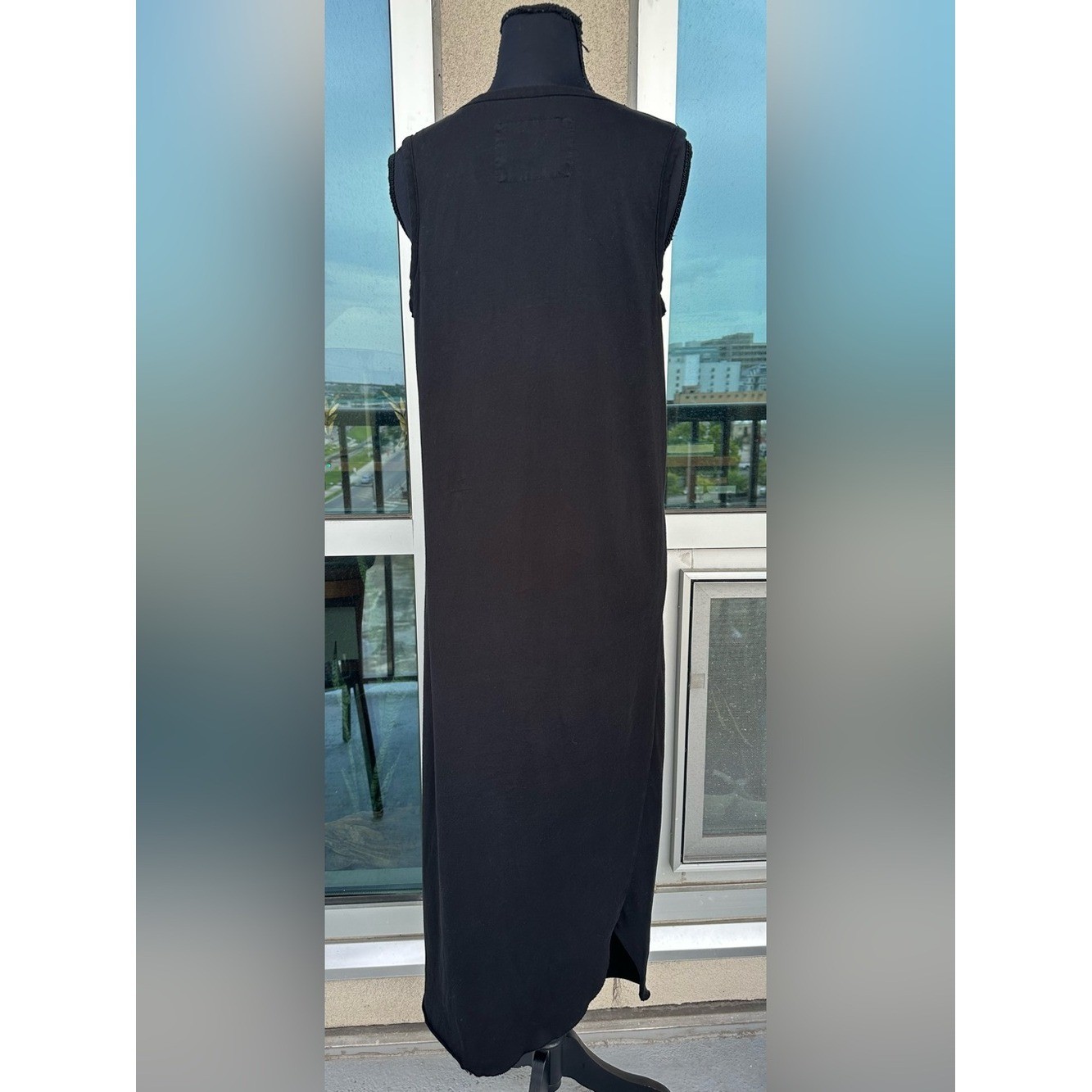 Frank and Eileen Easy Side Slit Tank Midi Dress in Dark Navy. Size S