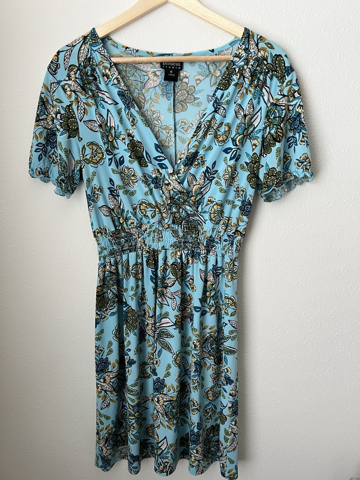 En Focus Studio Blue Floral V-Neck Short Sleeve Smocked Waist Knee Dress 6