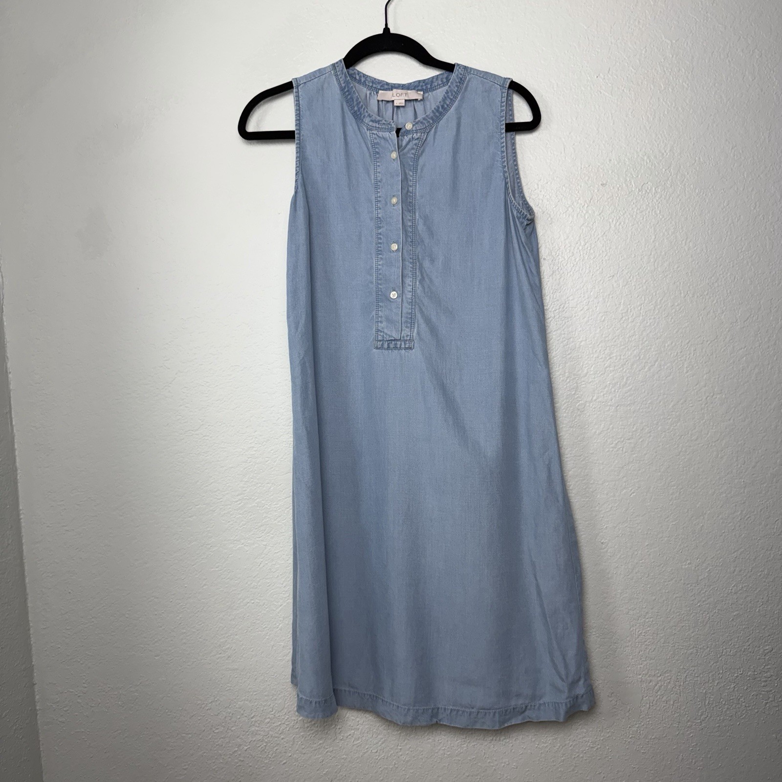 LOFT Chambray Sleeveless Shirt Dress Blue Button Front Tie Waist Women’s Small