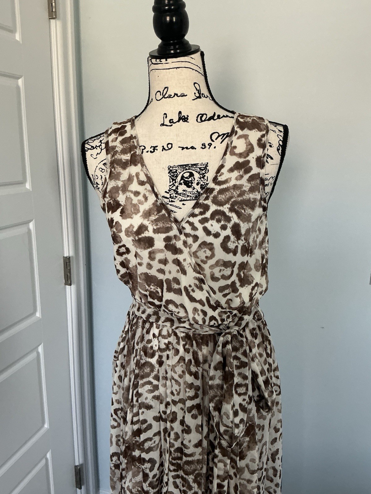 VICI Beige/Brown Leopard Animal Print Chiffon V-Neck Lined Maxi Dress S