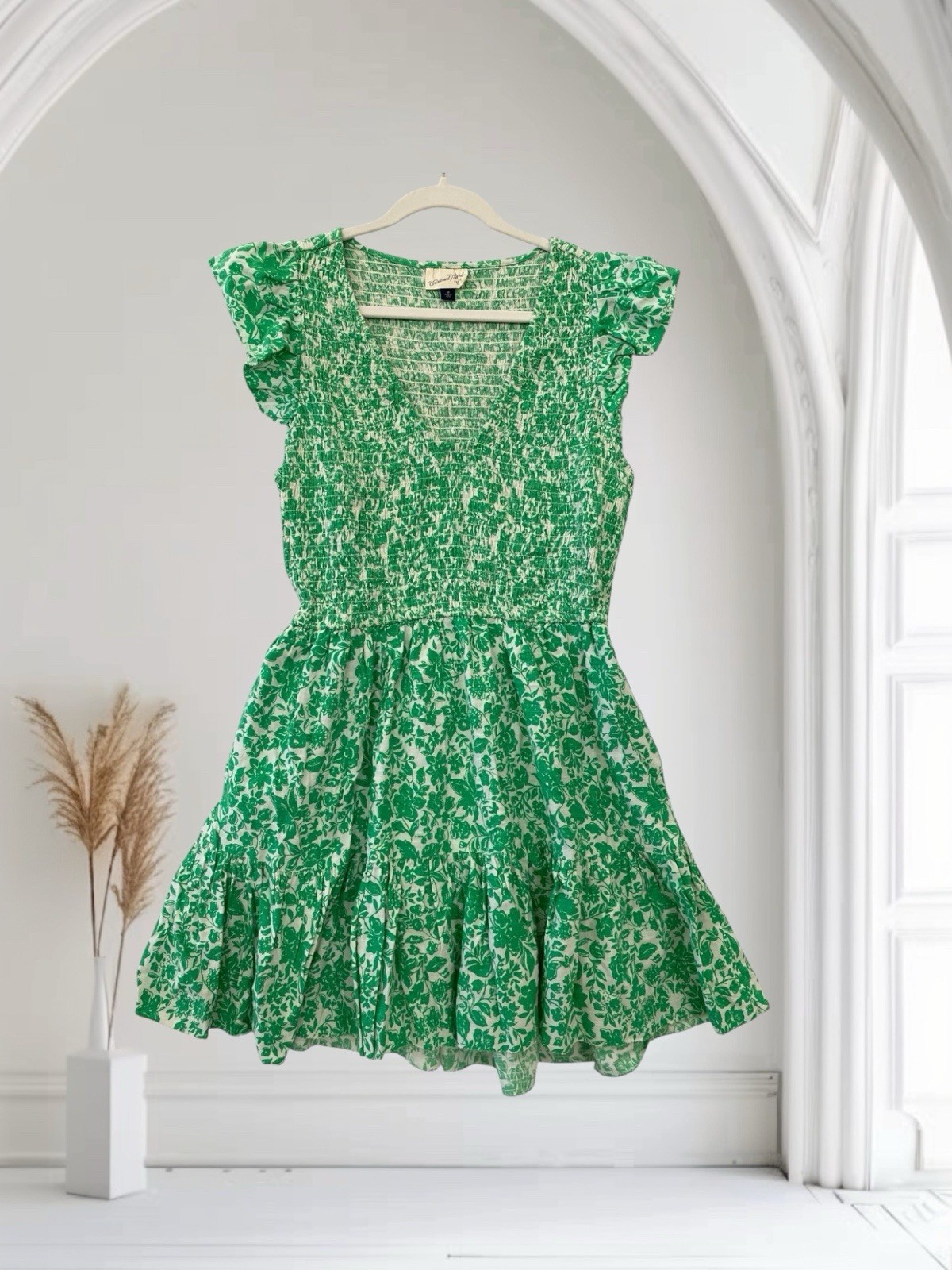 Universal Thread Womens Floral Smocked Mini Dress Size Medium Raw Hem “Flaws”