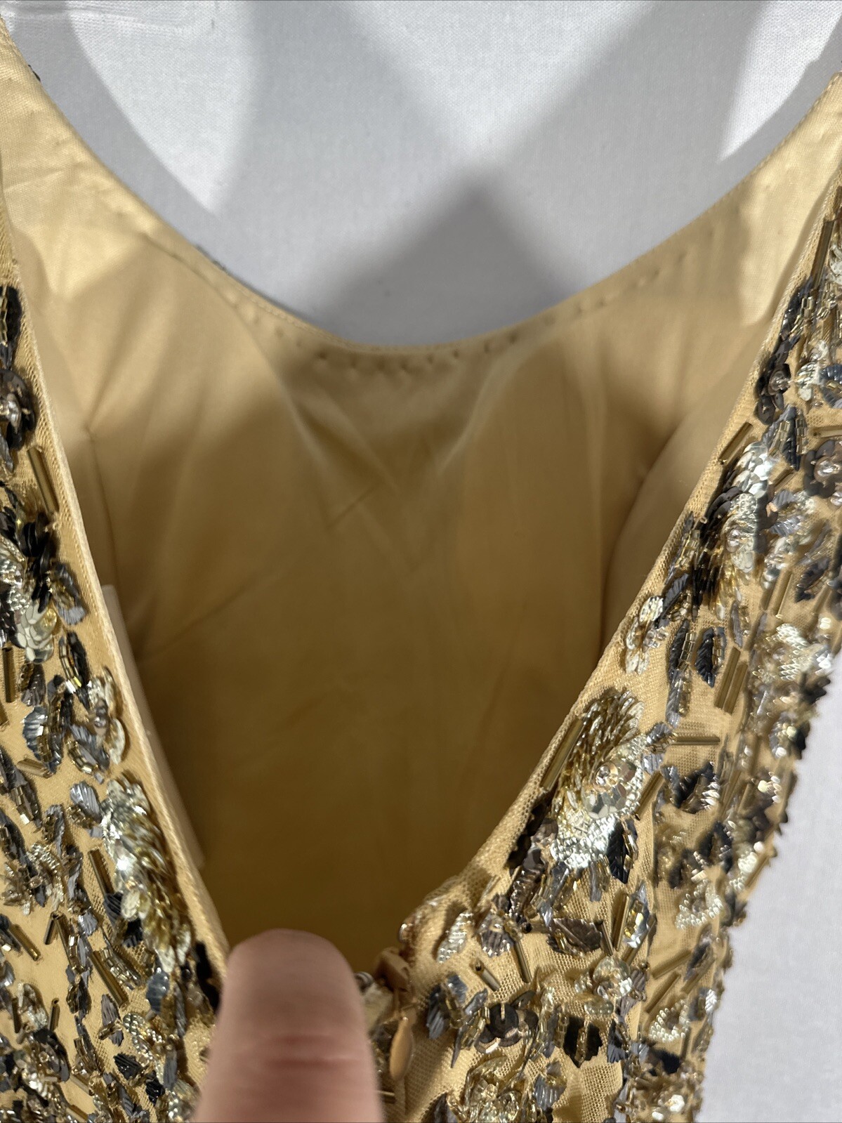 NWT $598 Mac Duggal [ 6 ] 5477 Floral Embellished Scoop Neck Gown Gold S1620