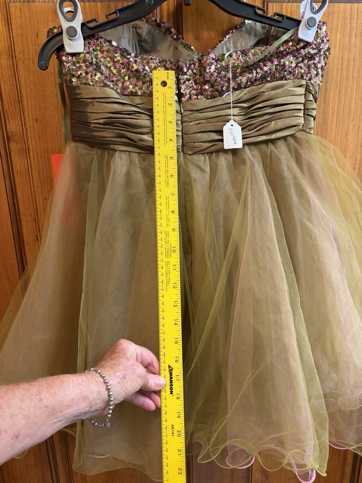 Dancing Queen Short Iridescent Layered Tulle Fit and Flare Formal Dress L – NWT