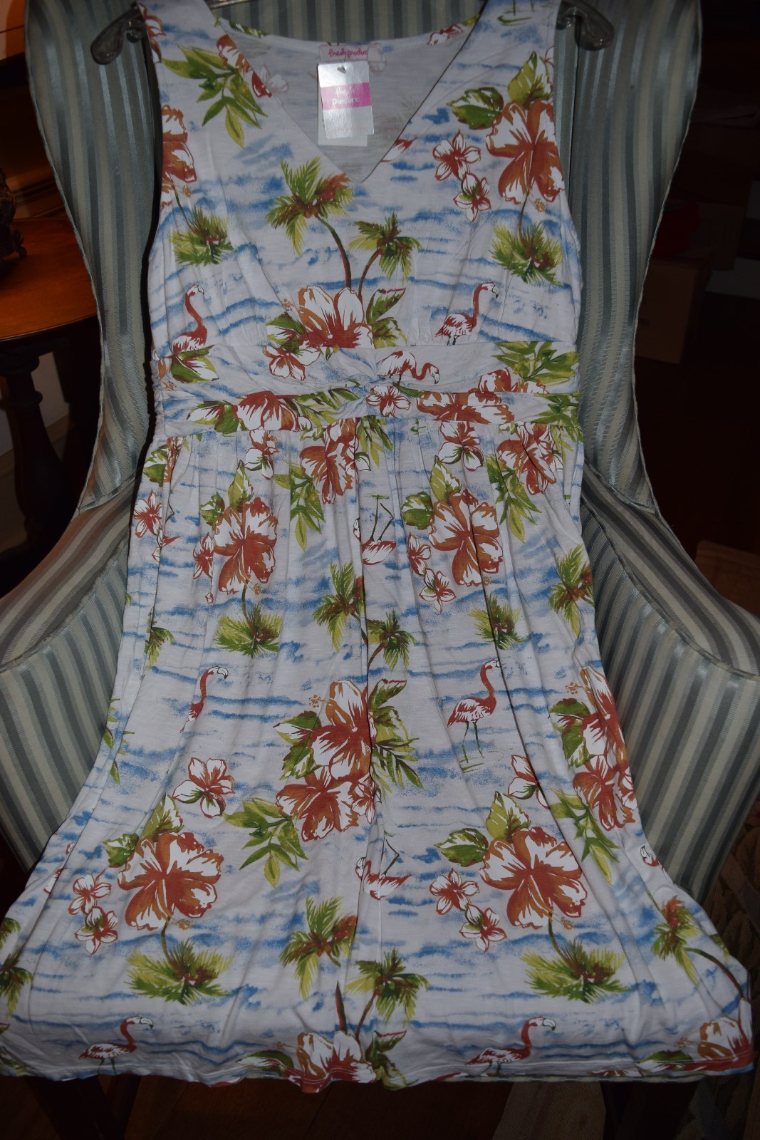 NWT FRESH PRODUCE TROPIC DESIGN FLEA MARKET STYLE DRESS….FLATTERING (L)