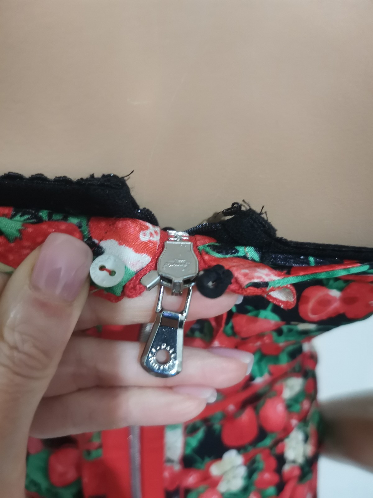 🆓US🛃 SS 2006 Dolce&Gabbana strawberries printed silk corset dress IT 38