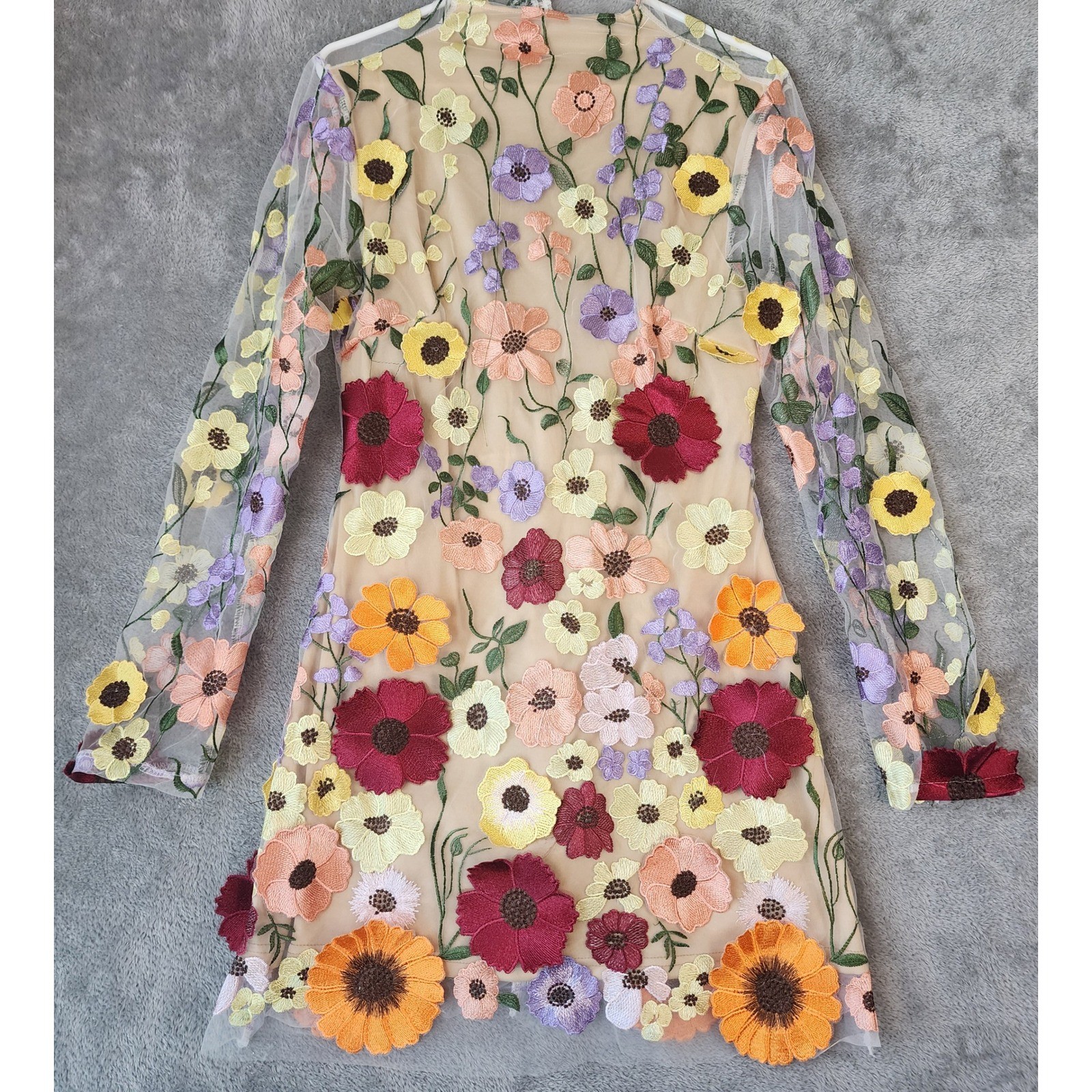 Womens Dress Medium Floral Embroidered Mesh Open Back Long Sleeve Nude Mini