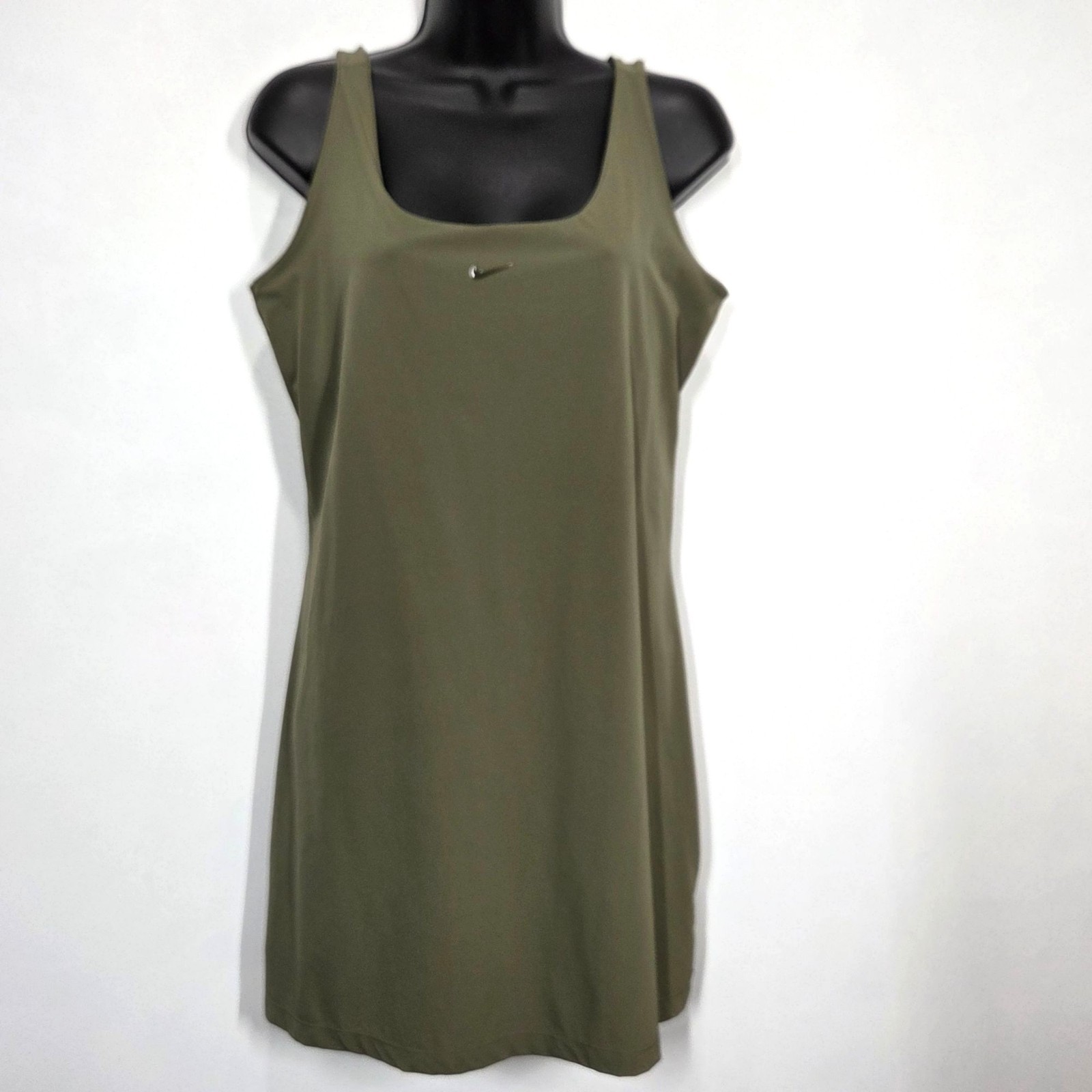 Nike Dress Medium Olive Green Bliss Luxe Training Built in Shorts Tennis Golf