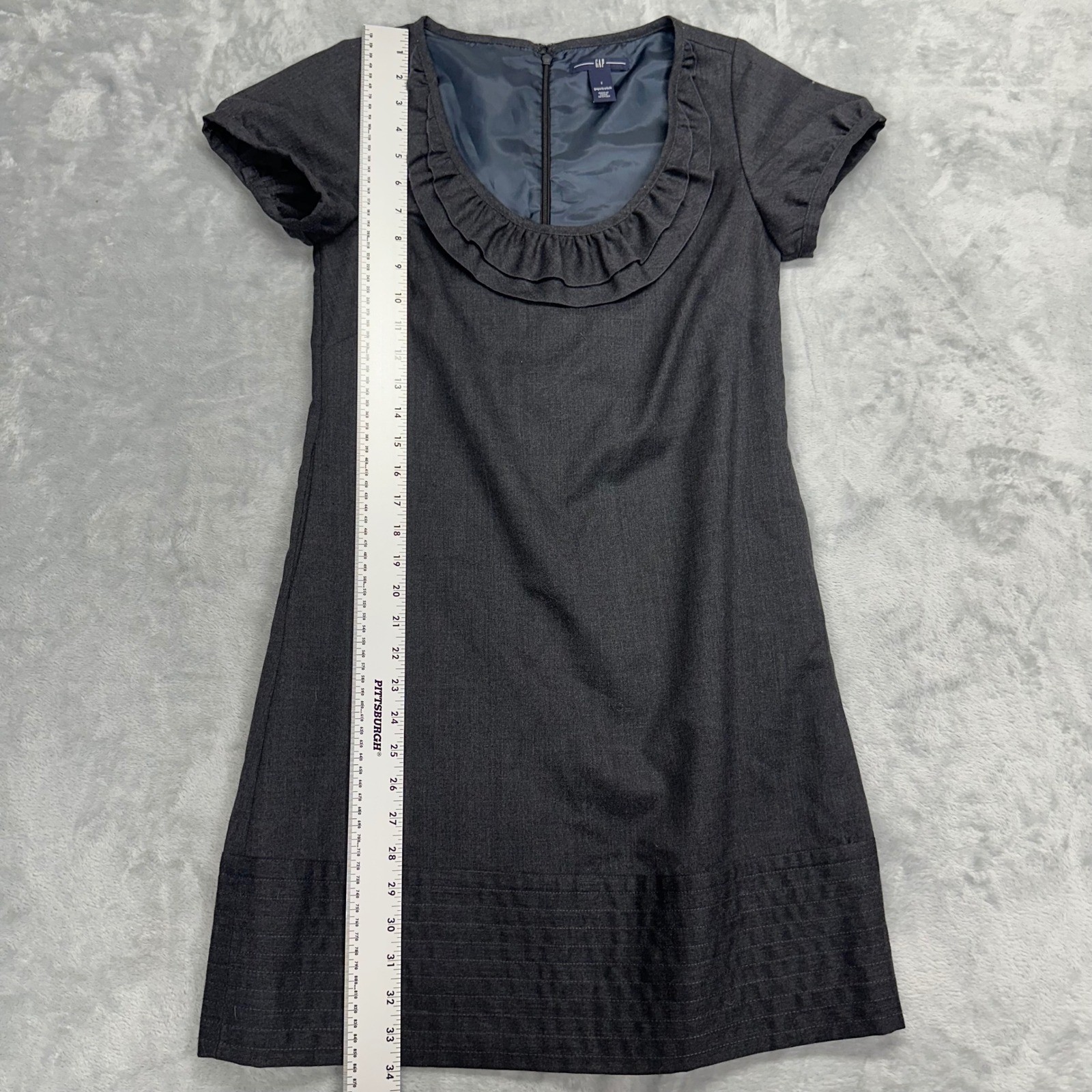 Gap Womens 2 Gray Stretch Ruffle Neck Shift Dress Short Sleeve Workwear Pockets