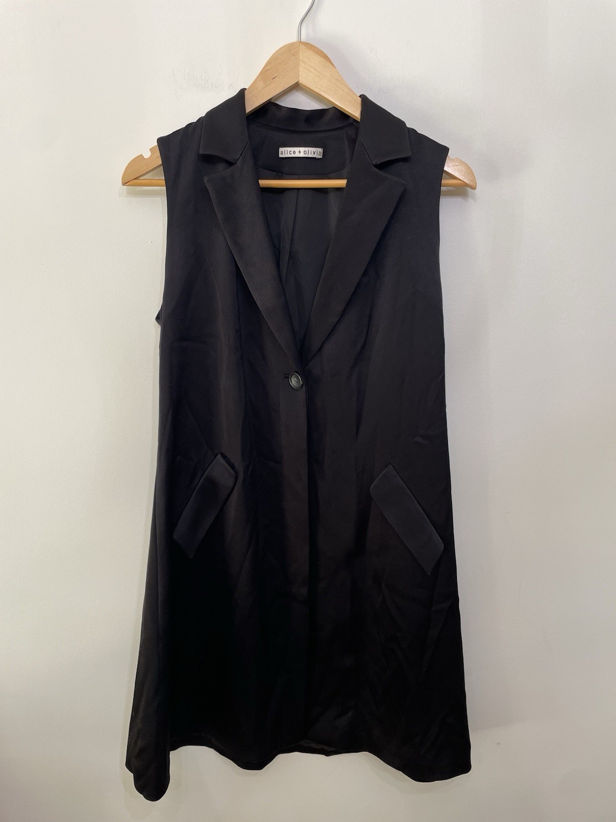 Alice + Olivia Indiana Blazer Mini Dress Tuxedo Black Sleeveless Women’s 6?