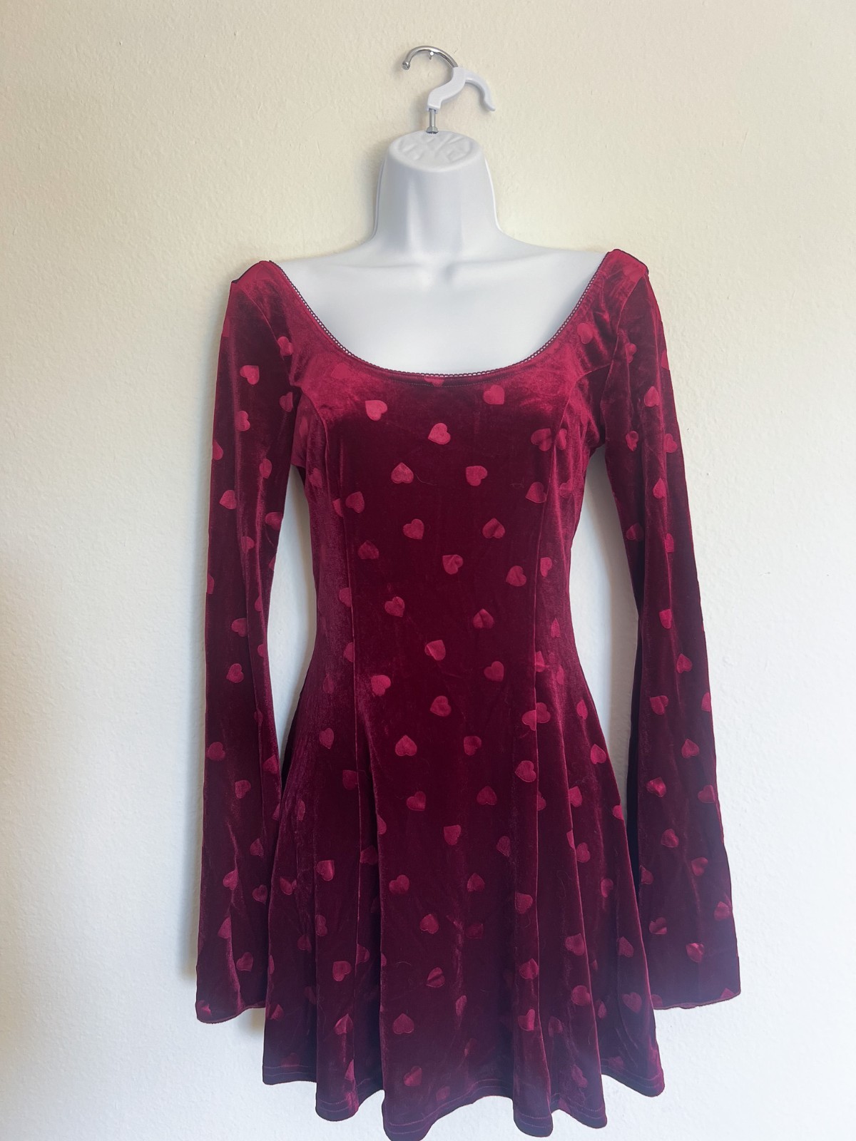 NWT Dolls Kill Sugar Thrillz Valentine Wish Mini Dress Red Heart Velvet Small