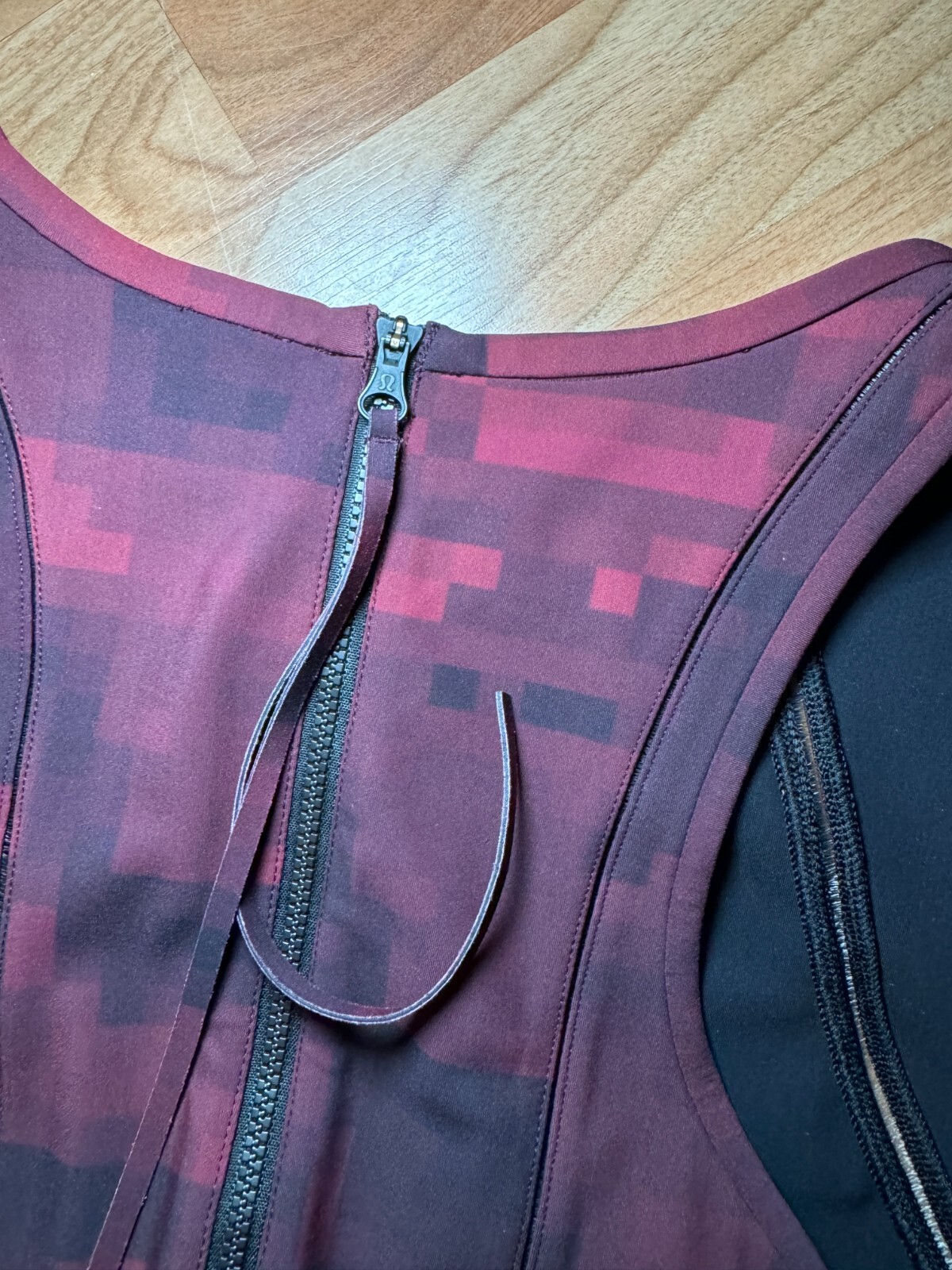 Lululemon Fit and Flare Dress. Go Til Dawn. Back zip. Hidden pockets. Sz 6. EUC