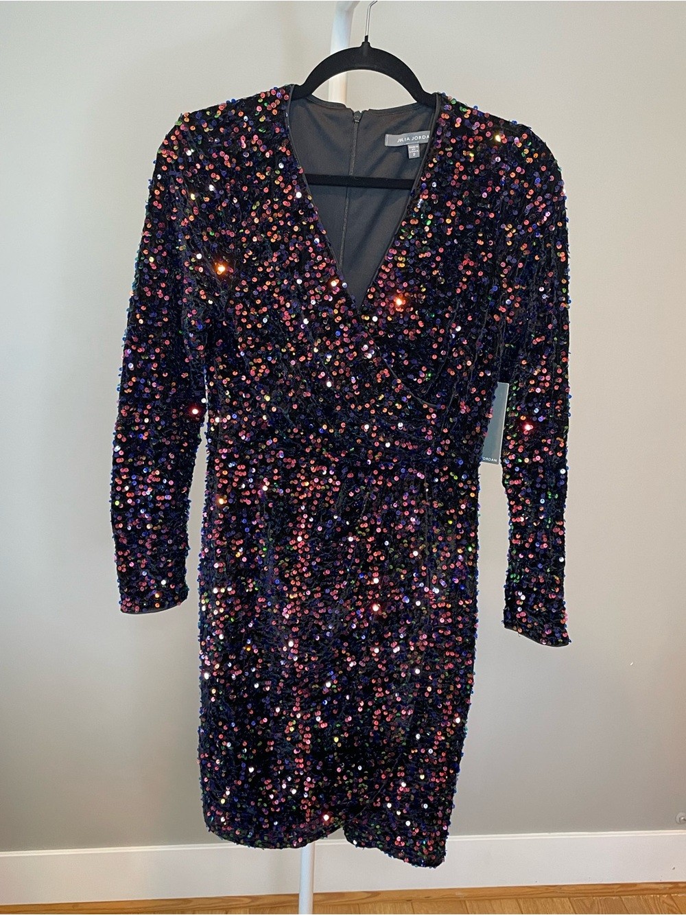 julia jordan Black Multi Sequin Wrap-Front Long Sleeve Cocktail Dress NWT – Sz 2