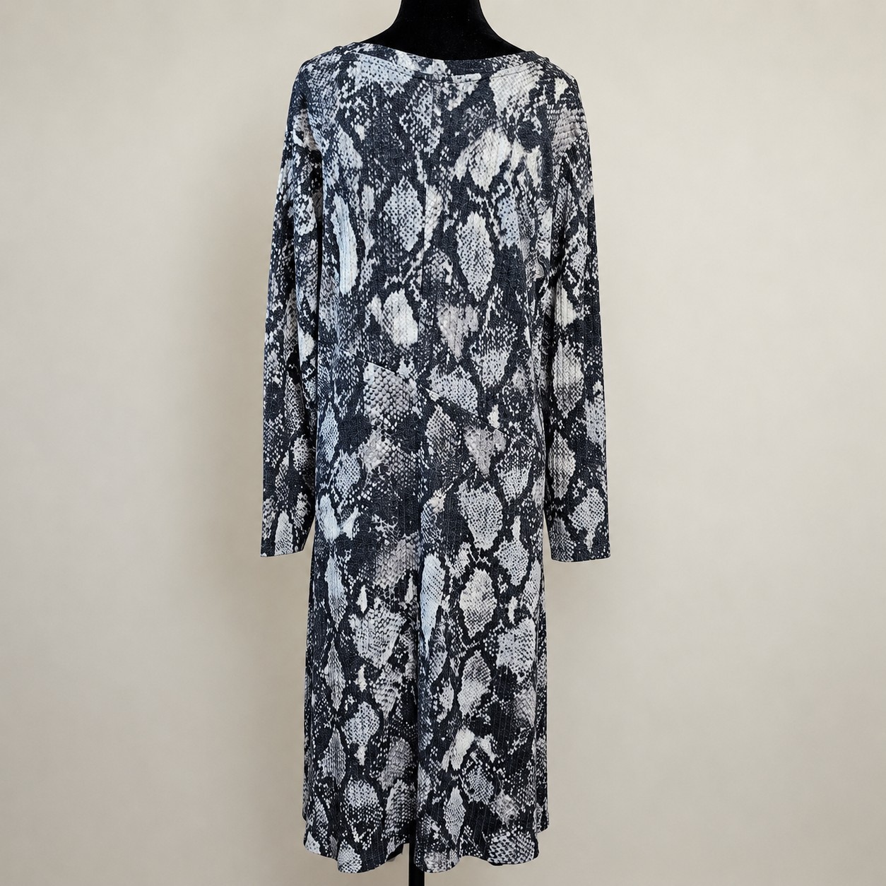 EST. 1946 Snake Print Dress Plus Size 14/16W Rayon Blend A-Line Midi Stretch