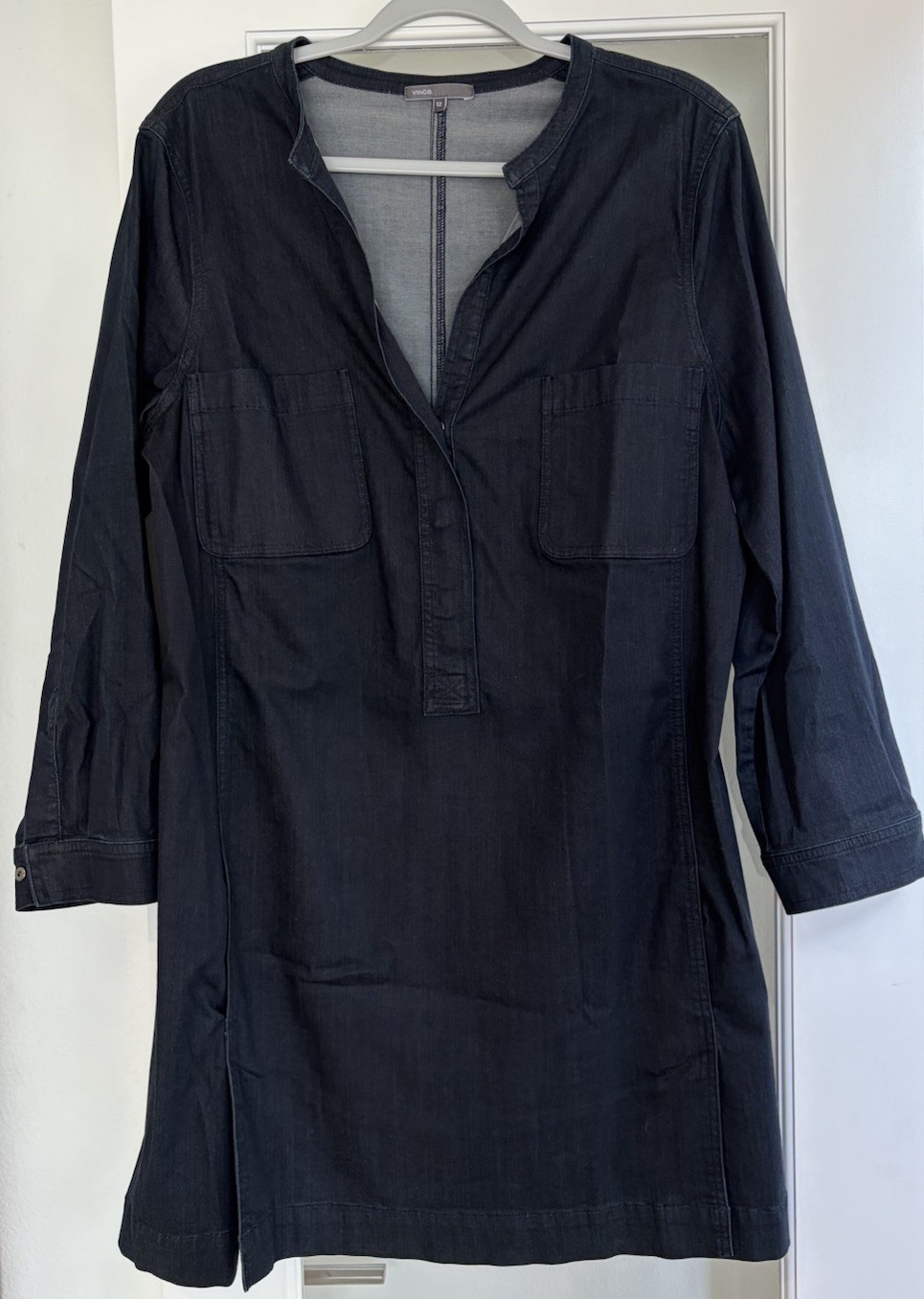 Vince Shift Dress Size 12 Dark Blue Denim Chambray V Neck Pullover EUC