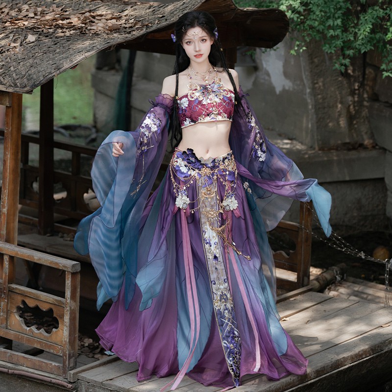 GU – Exotic Hanfu-Inspired Gradient Embroidered Bustier Set for Spring & Summer