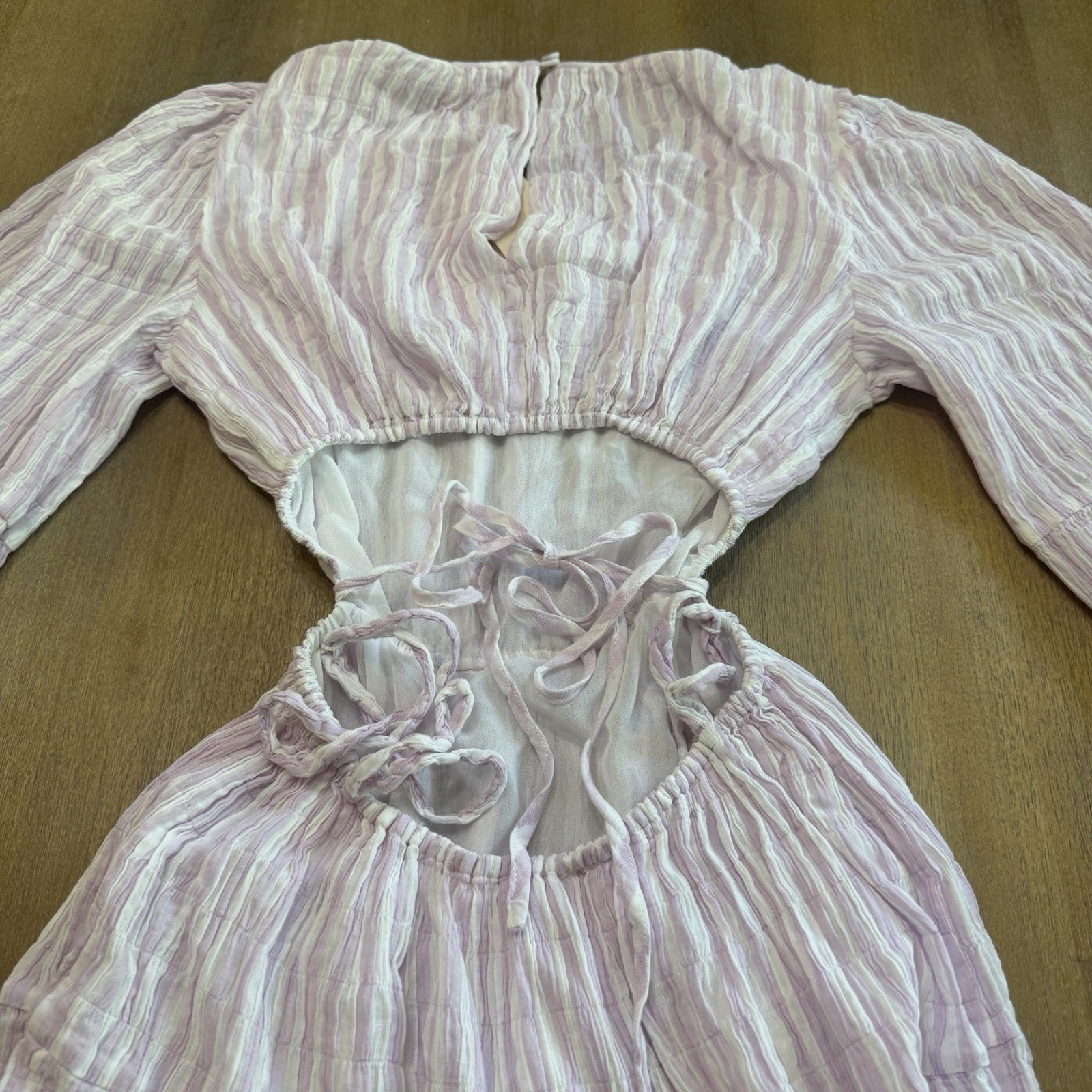 Cinq à Sept Seersucker Midi Dress Size 6 Lavender Ivory Smocked Elastic Waist
