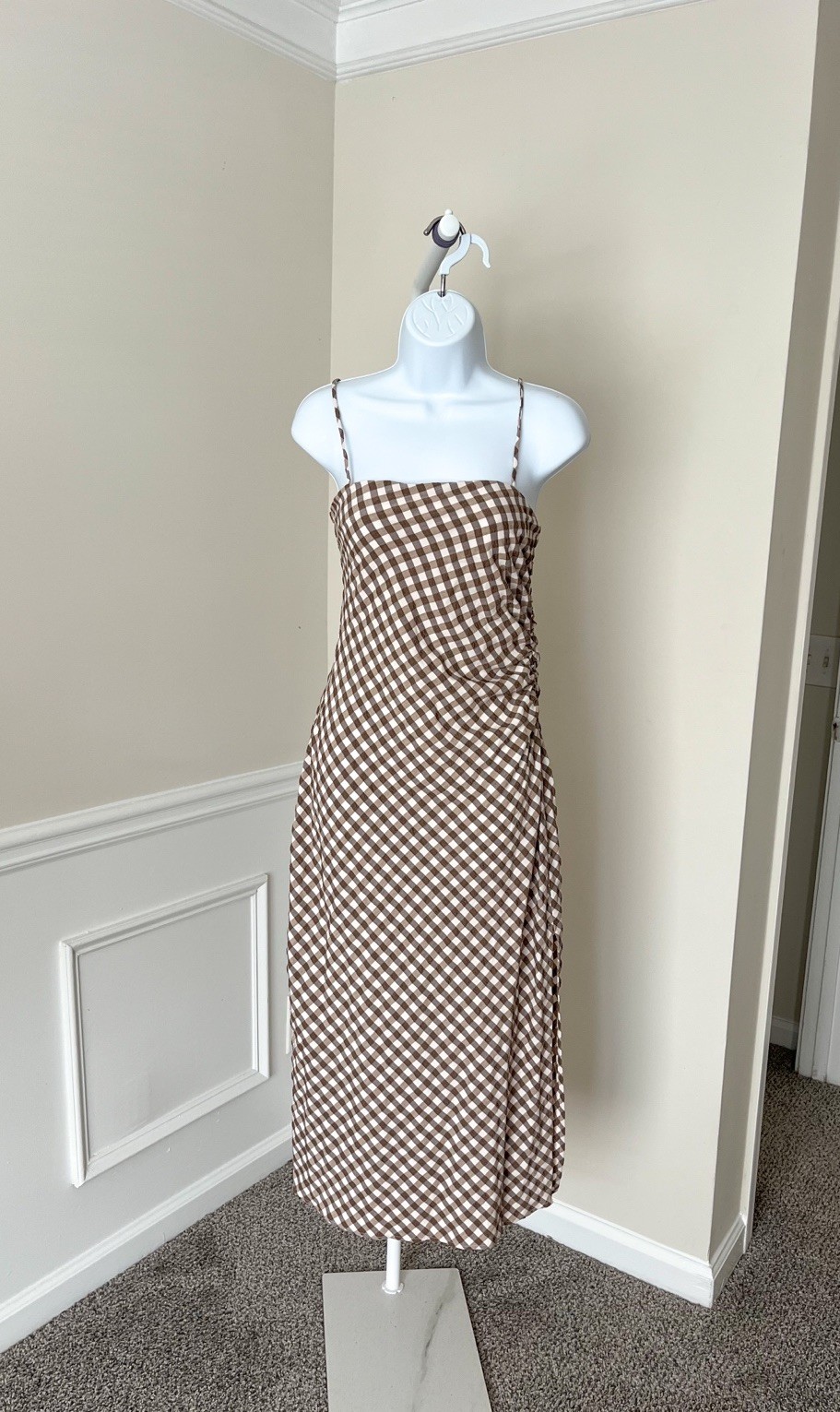 NWT ZARA Sleeveless Gingham Midi Dress Brown White Ruched Slit Women’s Medium