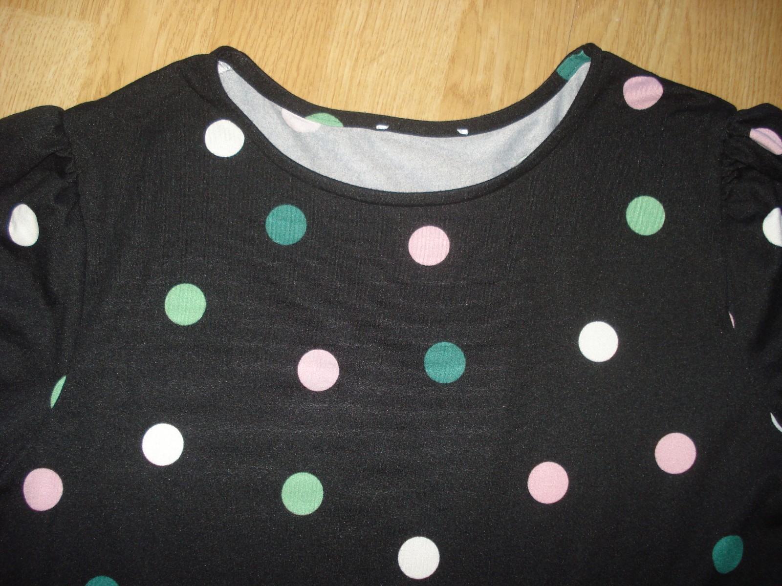 JD WILLIAMS BLACK POLKA DOT POCKETS FLORAL POLY/ELASTANE SHORT SLEEVE UK 16