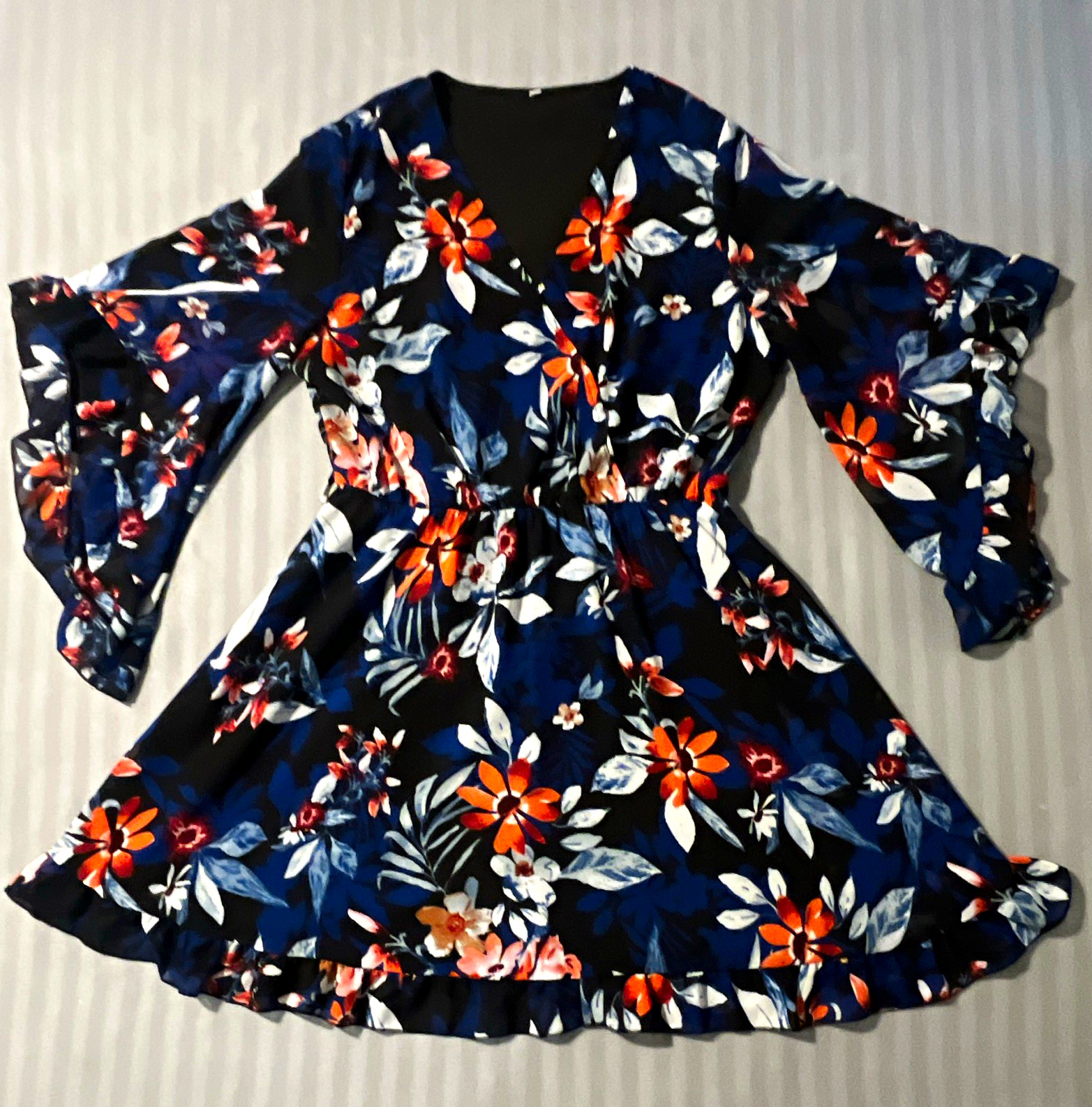 Women’s Sundress L Blue Orange White Floral V-Neck 3/4 Bell Sleeve Ruffle