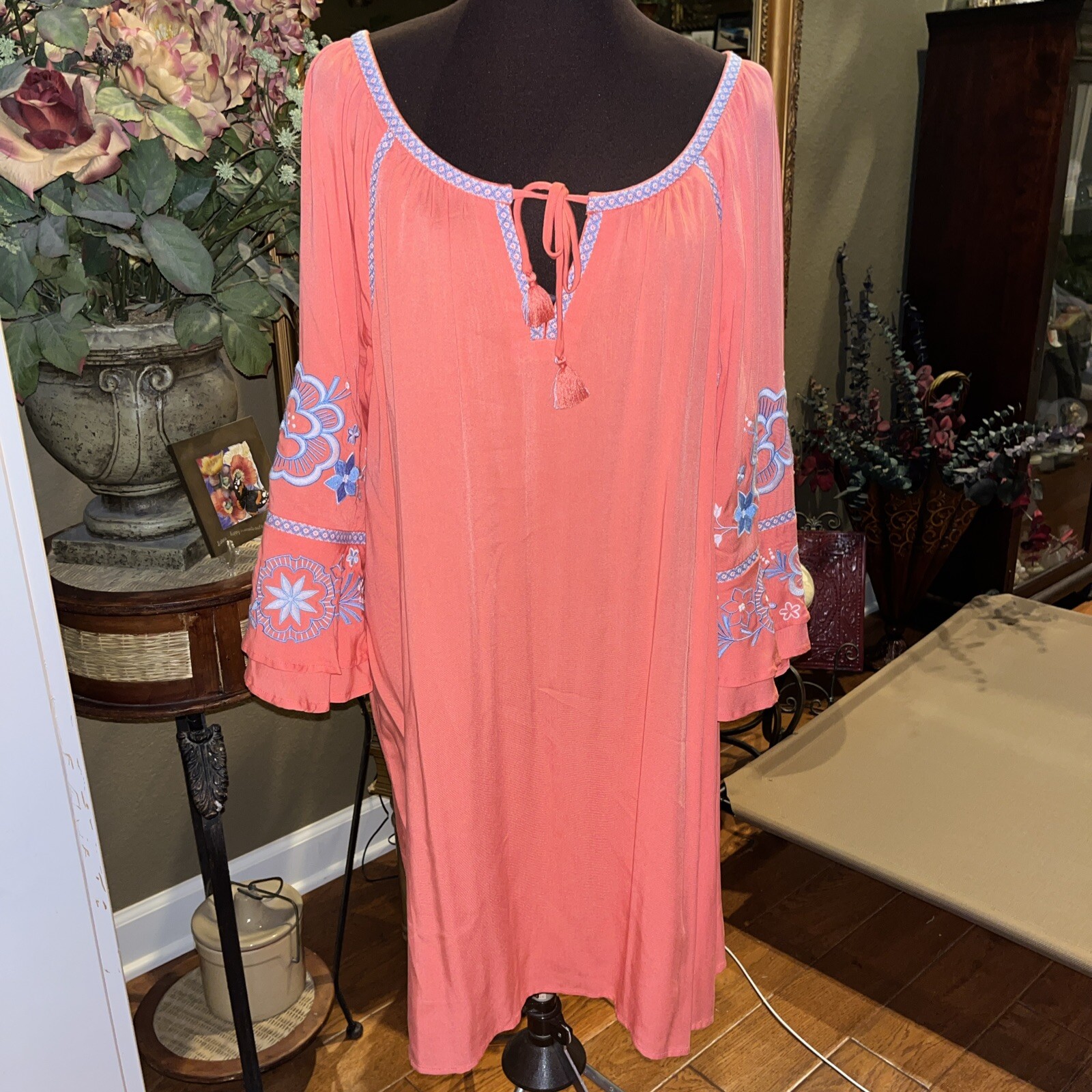 Southern Tide Dress floral Embroidery Tassel tie neck peach XL NWT