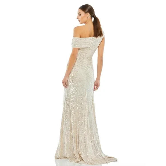 Ieena Mac Duggal Nude Silver Sequin One-Shoulder Side Slit Gown Size 2 $398