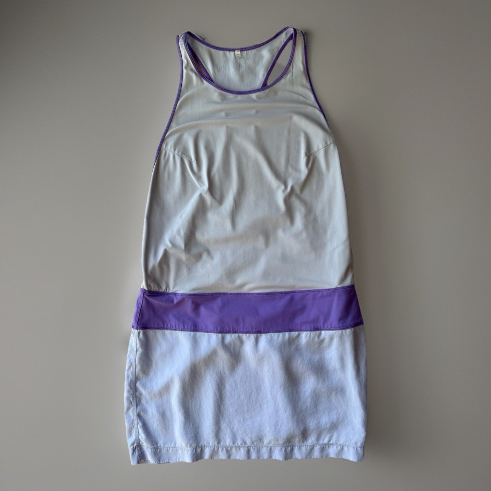 Lululemon Tennis Dress Women’s 8 Purple Casual Athleisure Sportswear Glam Comfy