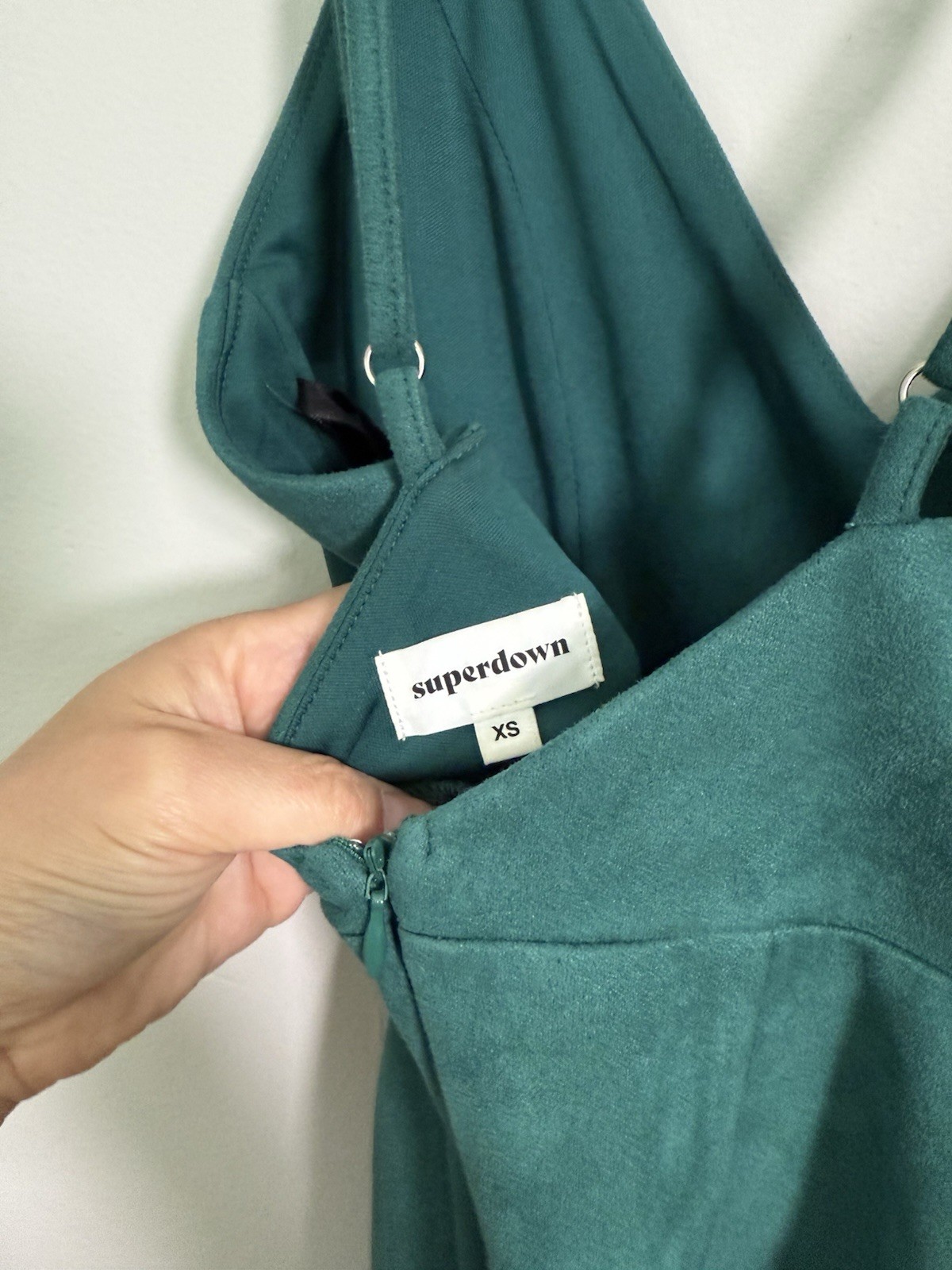 Revolve Superdown Carrie Faux Suede Mini Dress Green Sz XS Sexy Event Cocktail