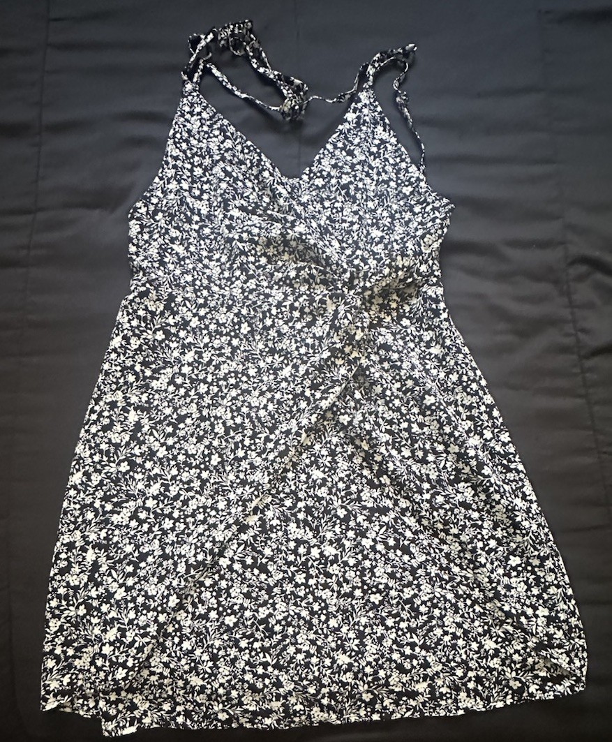 Hyfve Women’s Floral Dress Size Large Black And White