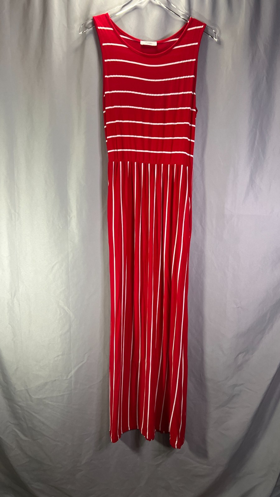 Hount Maxi Dress Womens Medium Red White Striped Stretch Sleeveless Round Neck