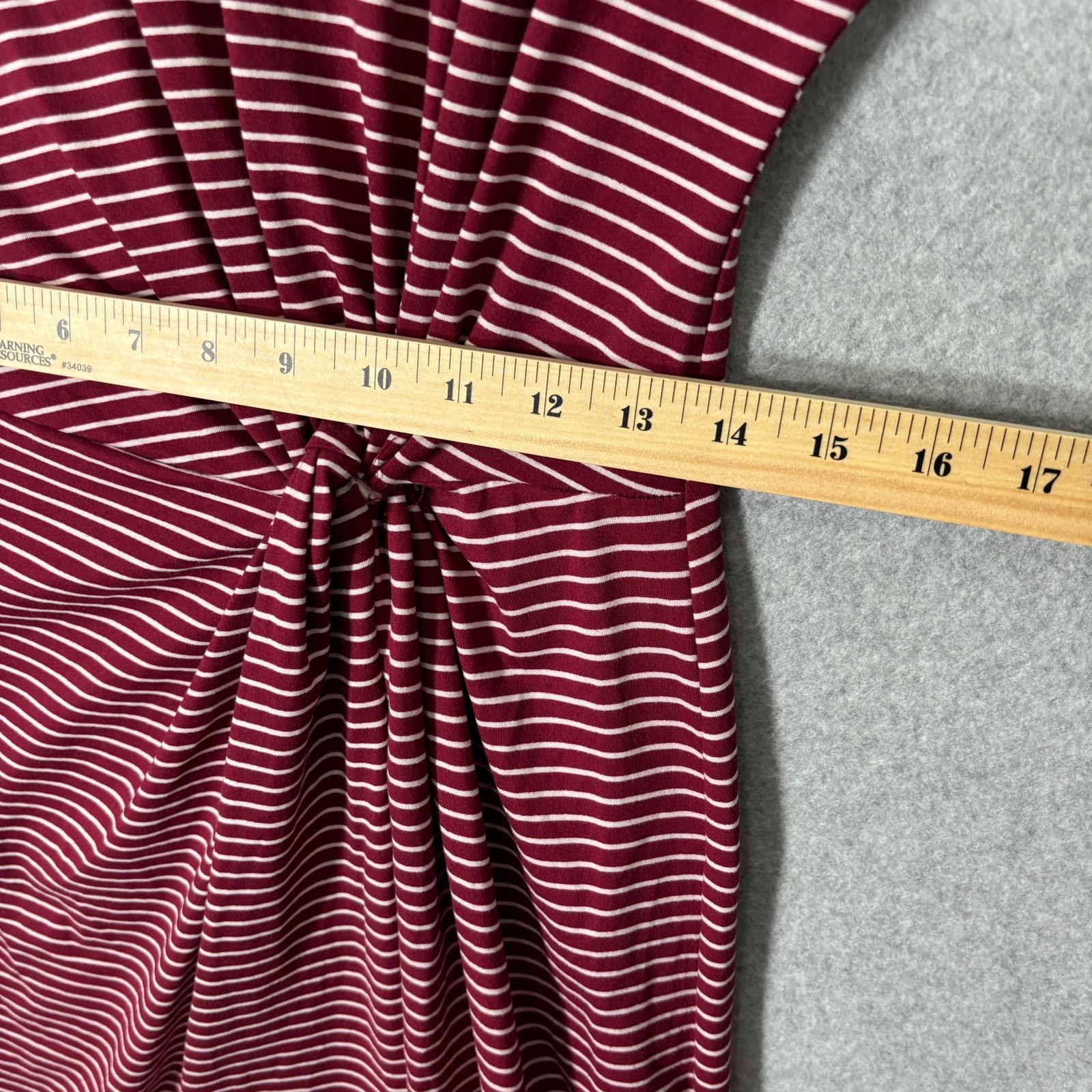 No Comment Dress Juniors Large Burgundy Shirt Twist Knot Jersey Stretch Comfort