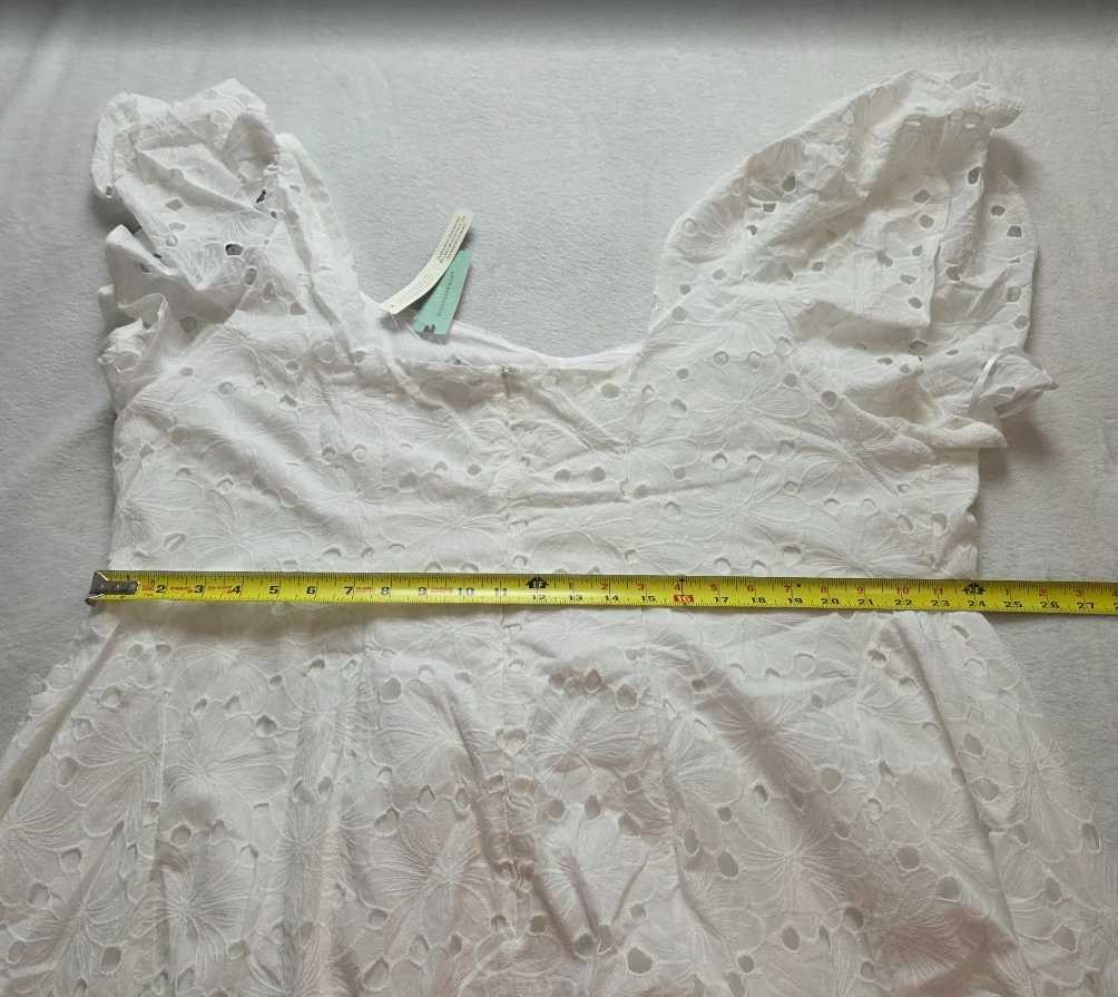 New Plus 3X Extro&Vert from Anthropologie Ada flutter-sleeve Broderie midi dress