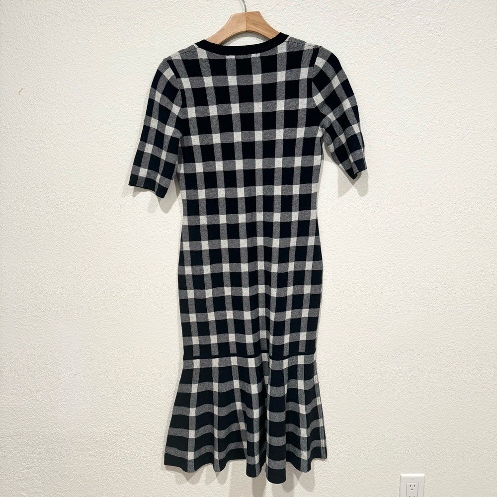 banana republic black white gingham knit short sleeve sweater dress flounce hem