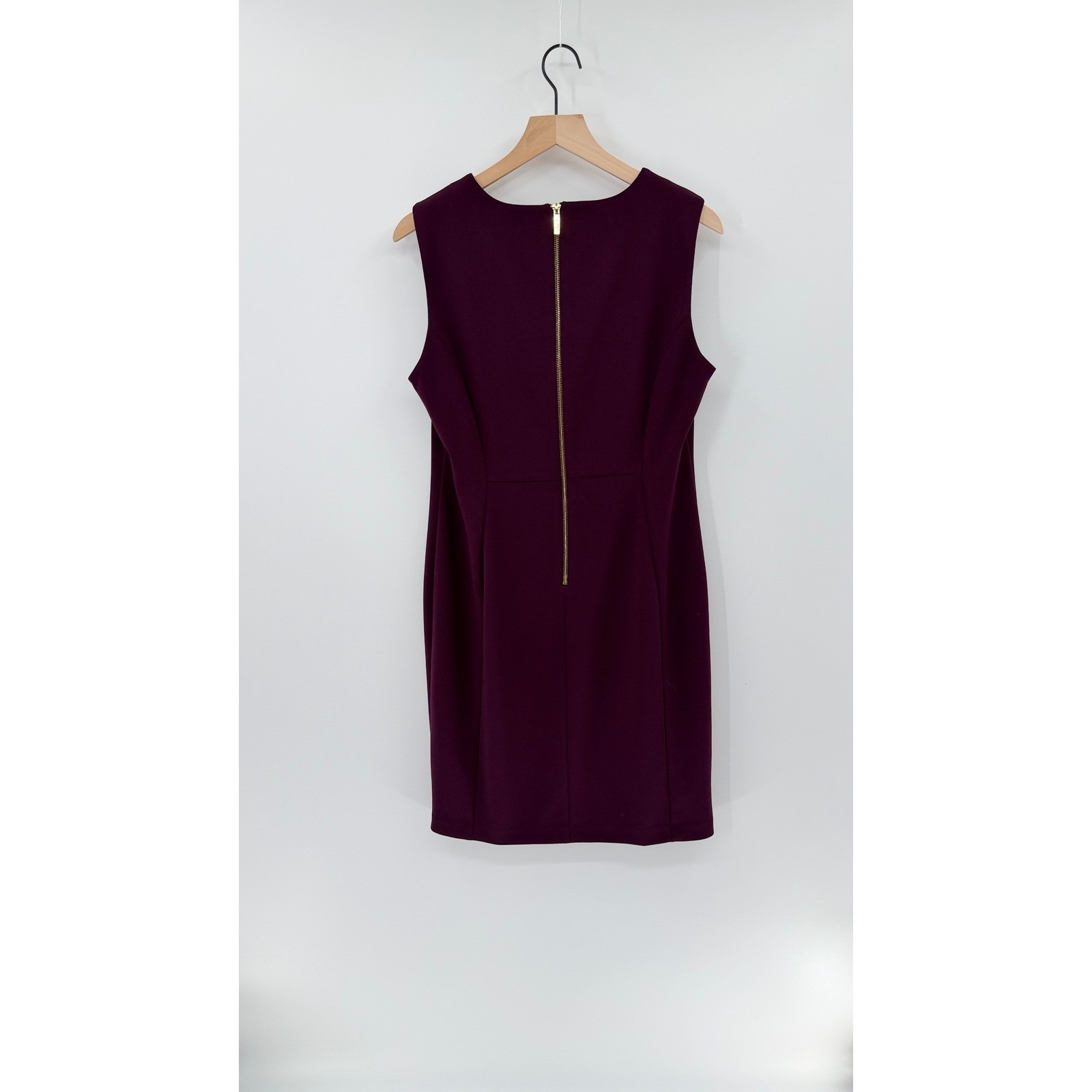 Calvin Klein Professional Classic Purple Sheath Dress Size 14 EUC Cocktail Party