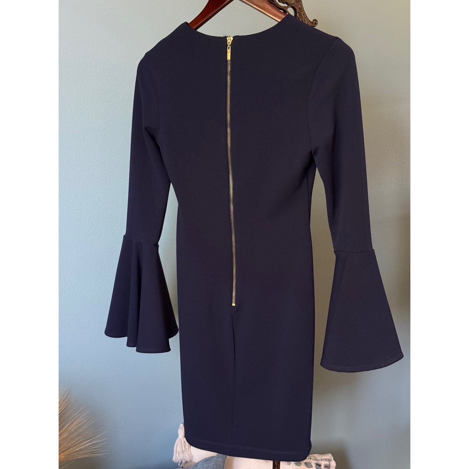Navy Bell-Sleeve Fitted Dress Gold Accent Zip Mini Date Night Wedding Guest M