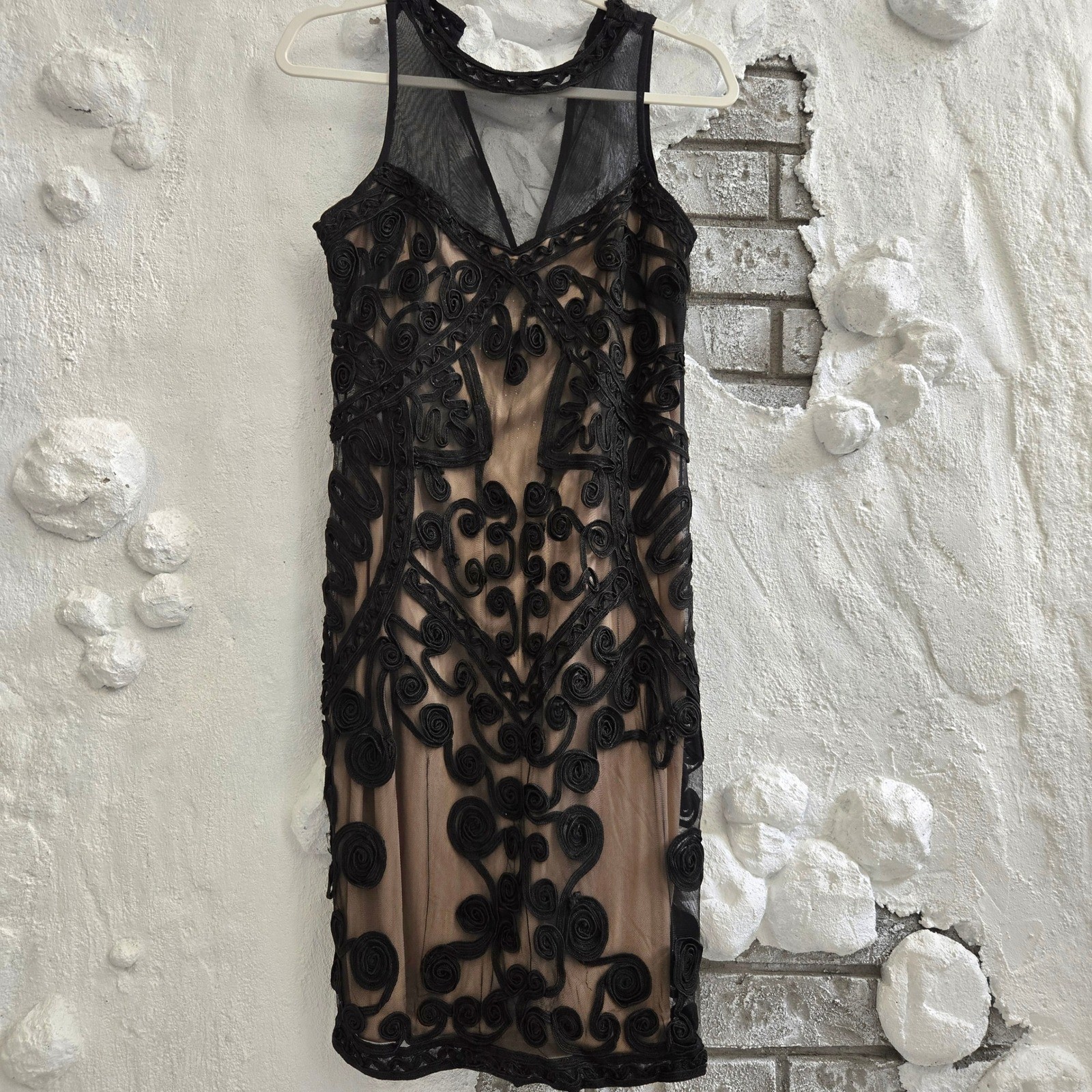 Black Soutache Embroidery Illusion Neckline Mesh Cocktail Dress Nude Size 14