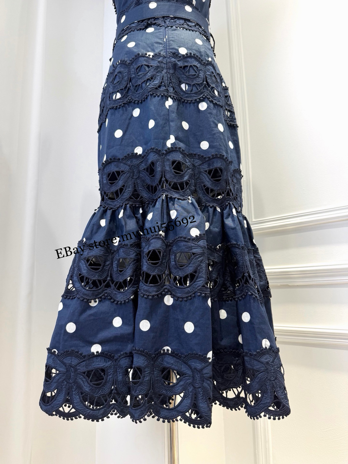 2026 retro print dress luxury elegant temperament holiday shoulder strap dress