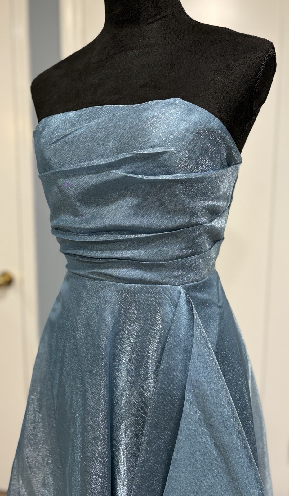 Donna Karan Strapless Pleated A-Line Gown NWT Size 4 Blue Metallic Split
