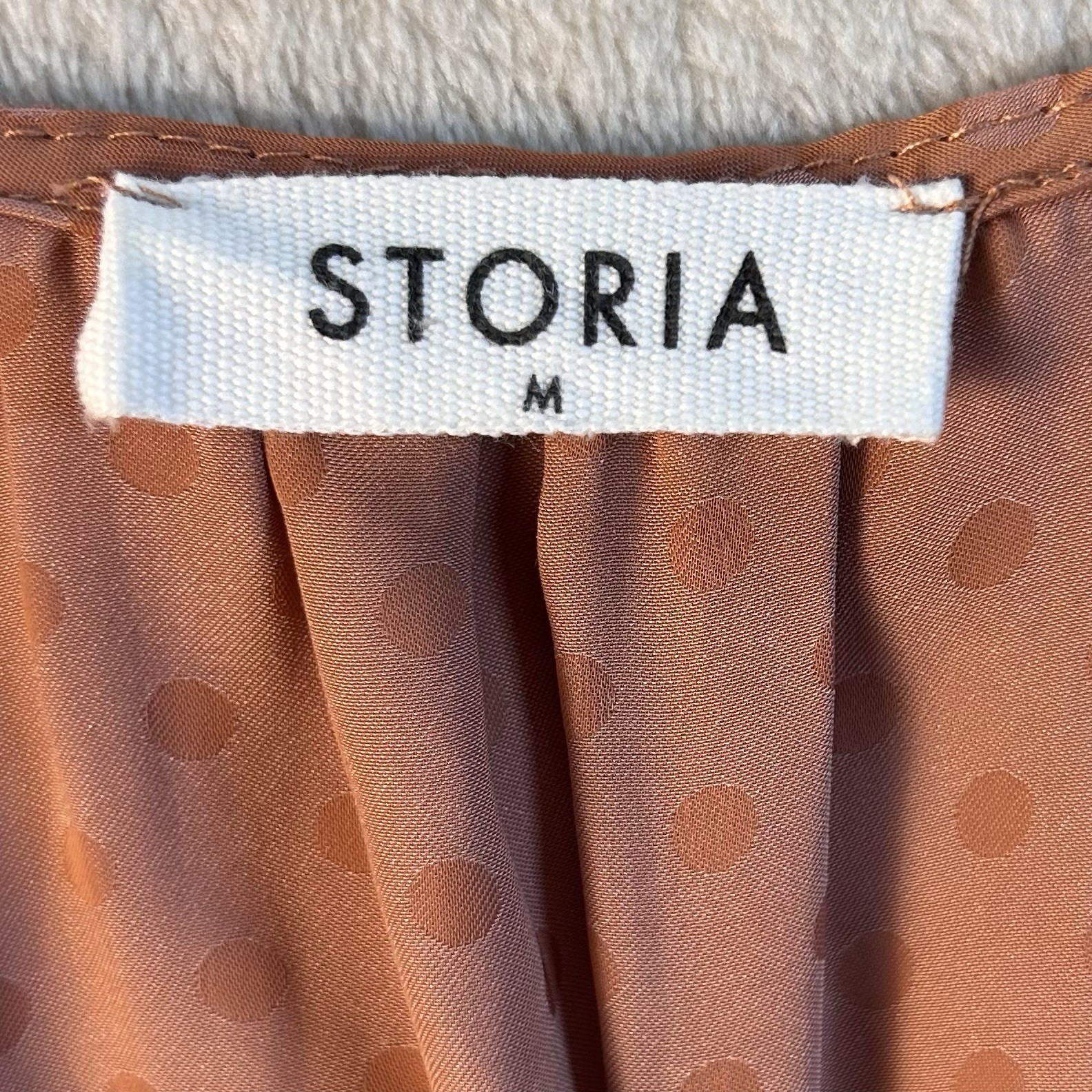 STORIA Ruched Ruffle Mini Dress Women’s M Rust Polka Dot Sleeveless V Neck