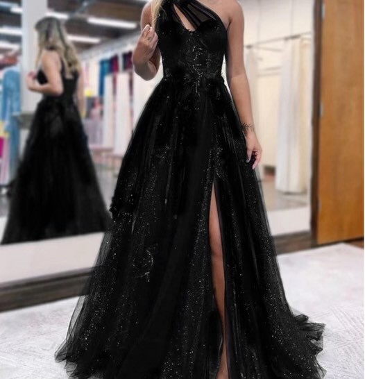 G921 A-Line Princess Tulle One-Shoulder Sleeveless Sweep/Brush Train Dress Black