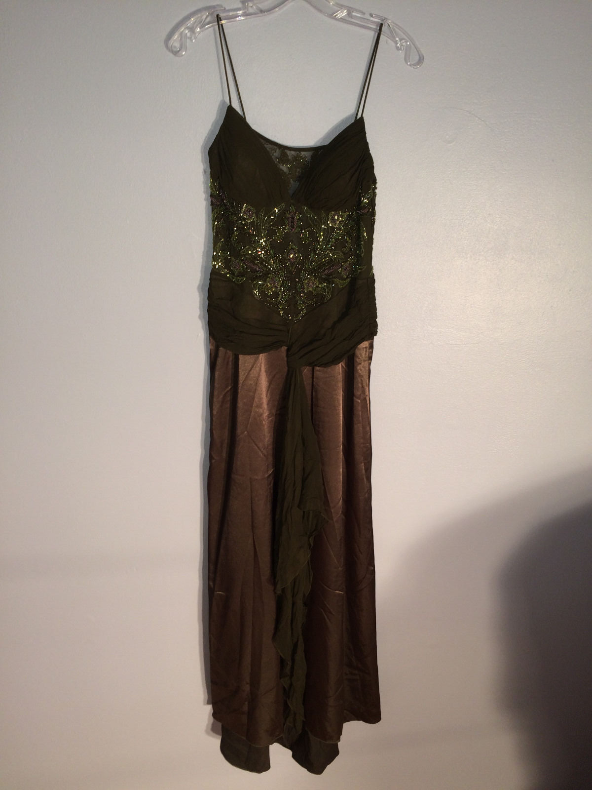 Dave & Johnny by Laura Ryner Womans Silk/Beaded Gown Two Toned Green