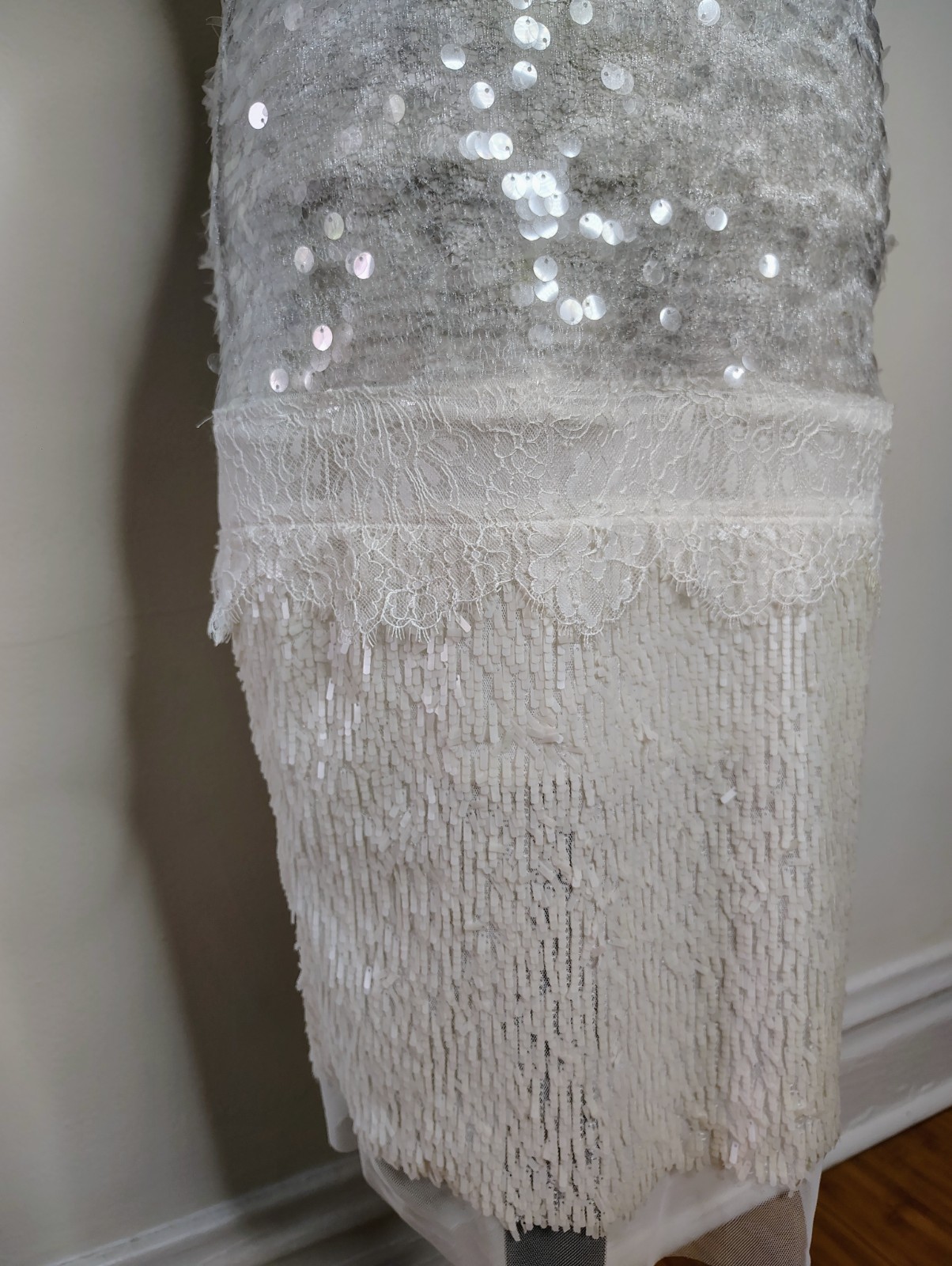 BCBG MAXAZRIA Ivory and Silver Sequin Midi Reyna Dress size 2