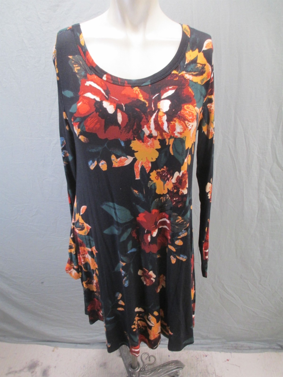 Himone Size M Womens Multicolor Floral Long Sleeve Round Neck A Line Dress 749