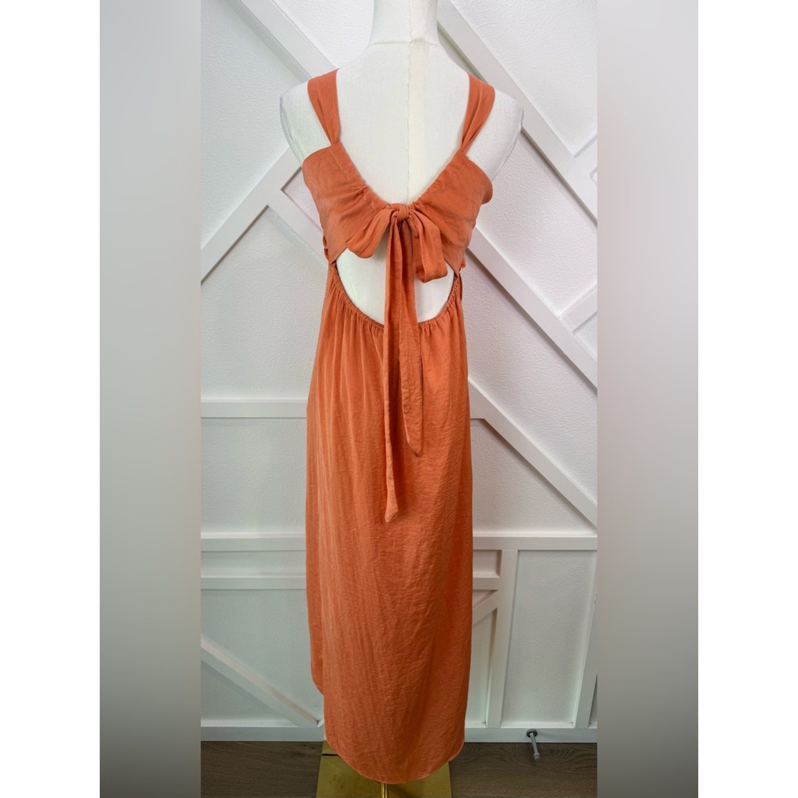 NWT Promesa Cape Cod Tulip Hem Open Back Maxi Dress In Coral Size Medium