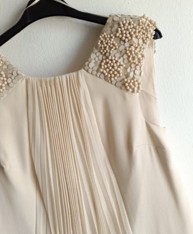 Tibi Spring/Summer 2011 Runway Elegant Cream Silk Dress Embellished Shoulders 4