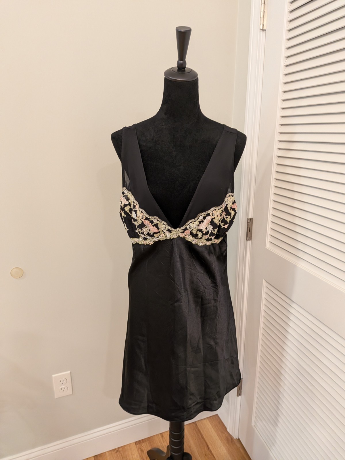 Cinema Exoile Slip Dress Size XL Black Floral Lace