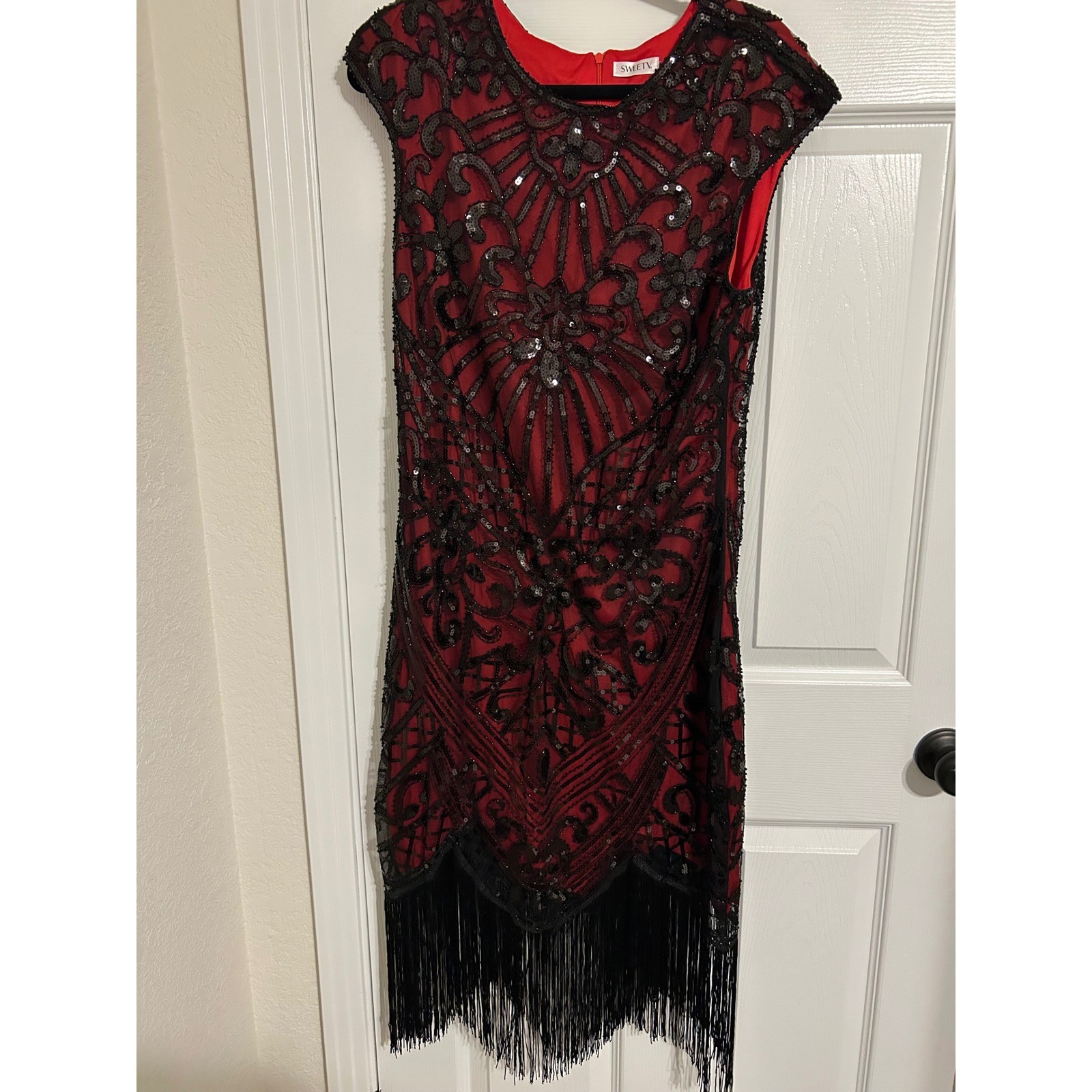 SWEETV Red Black Sequin Flapper Dress Gatsby Art Deco Fringe Cocktail Dress
