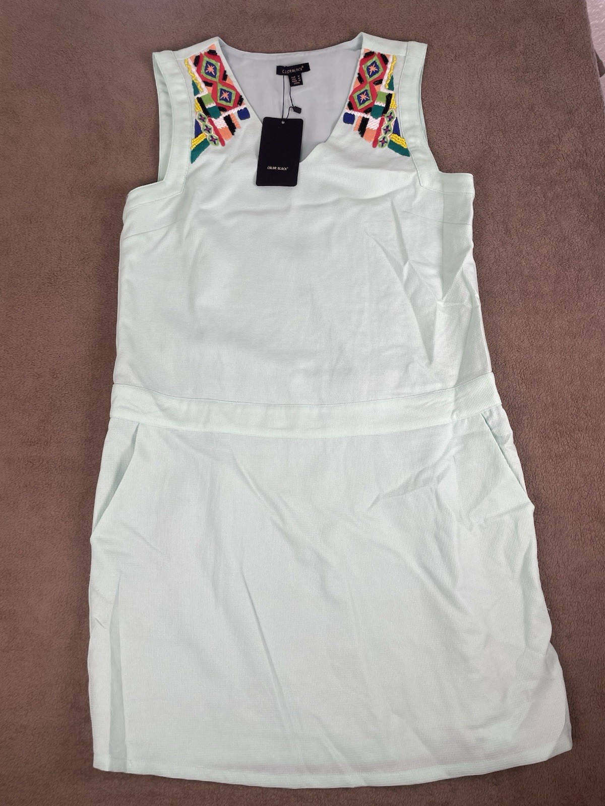 Color Block with pockets and Colorful art Size M