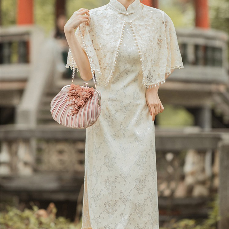 Lady Cheongsam with Cape Floral Lace Sleeveless Qipao Dress Beaded Elegant Retro