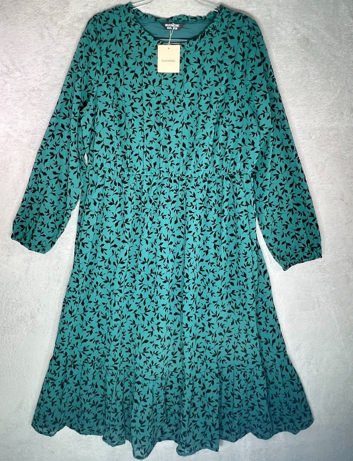 NWT BloomChic Lined Pockets Velvet Leaf Print Dress Women’s 14 16 Cottagecore