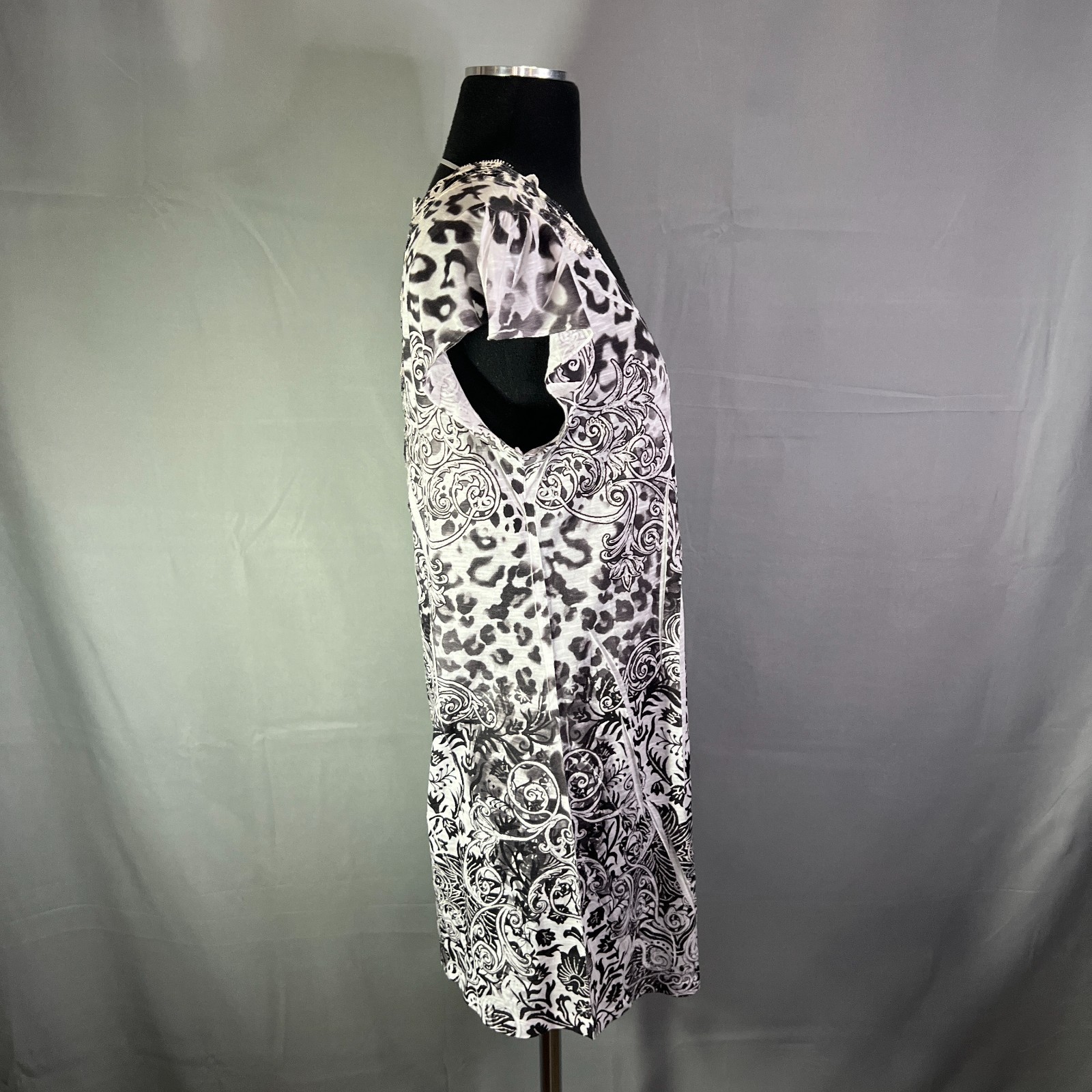 One World Beach Mini Dress Womens Large White Black Paisley Print Cap Sleeve